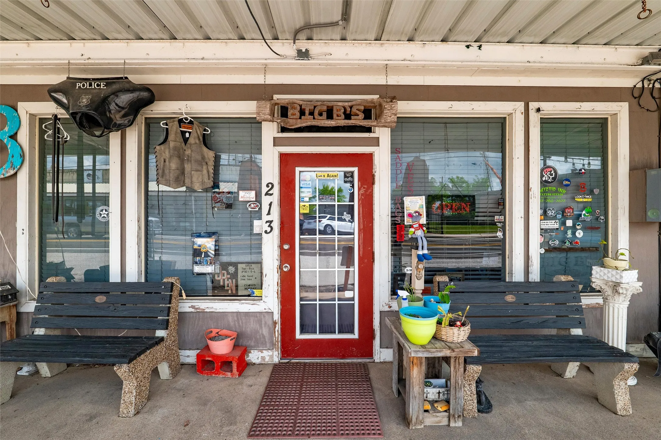 Business For Sale in Ellis County , 211-213 Main Street, Maypearl, Texas 76064, 0, 0, Garage spaces, 0 Sqft, built in 1920, Preowned, mls#21246800, Real Estate Agent in Maypearl, Homes For Sale in Ellis county, Homes For Sale in Maypearl, Realtor in Maypearl Texas, Real Estate Brokerage Independent Realty Texas, Luminita Cordes Realtor