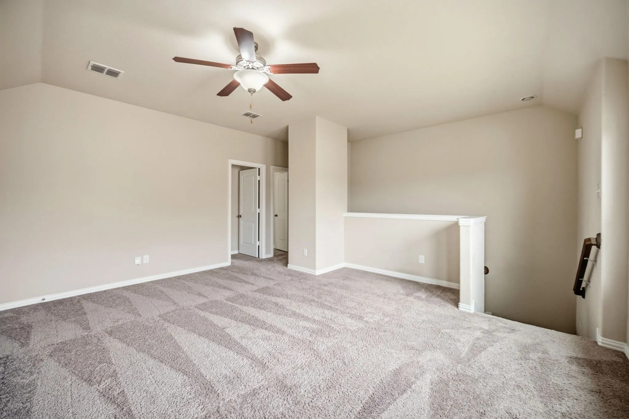 Single Family Residence For Sale in Denton County , 16005 Crosslake Court, Prosper, Texas 75078, 4 Bedroom, 3 Bathroom, 2 Garage spaces, 2,234 Sqft, built in 2014, mls#21248082, Real Estate Agent in Prosper, Homes For Sale in Denton county, Homes For Sale in Prosper, Realtor in Prosper Texas, Real Estate Brokerage Independent Realty Texas, Luminita Cordes Realtor