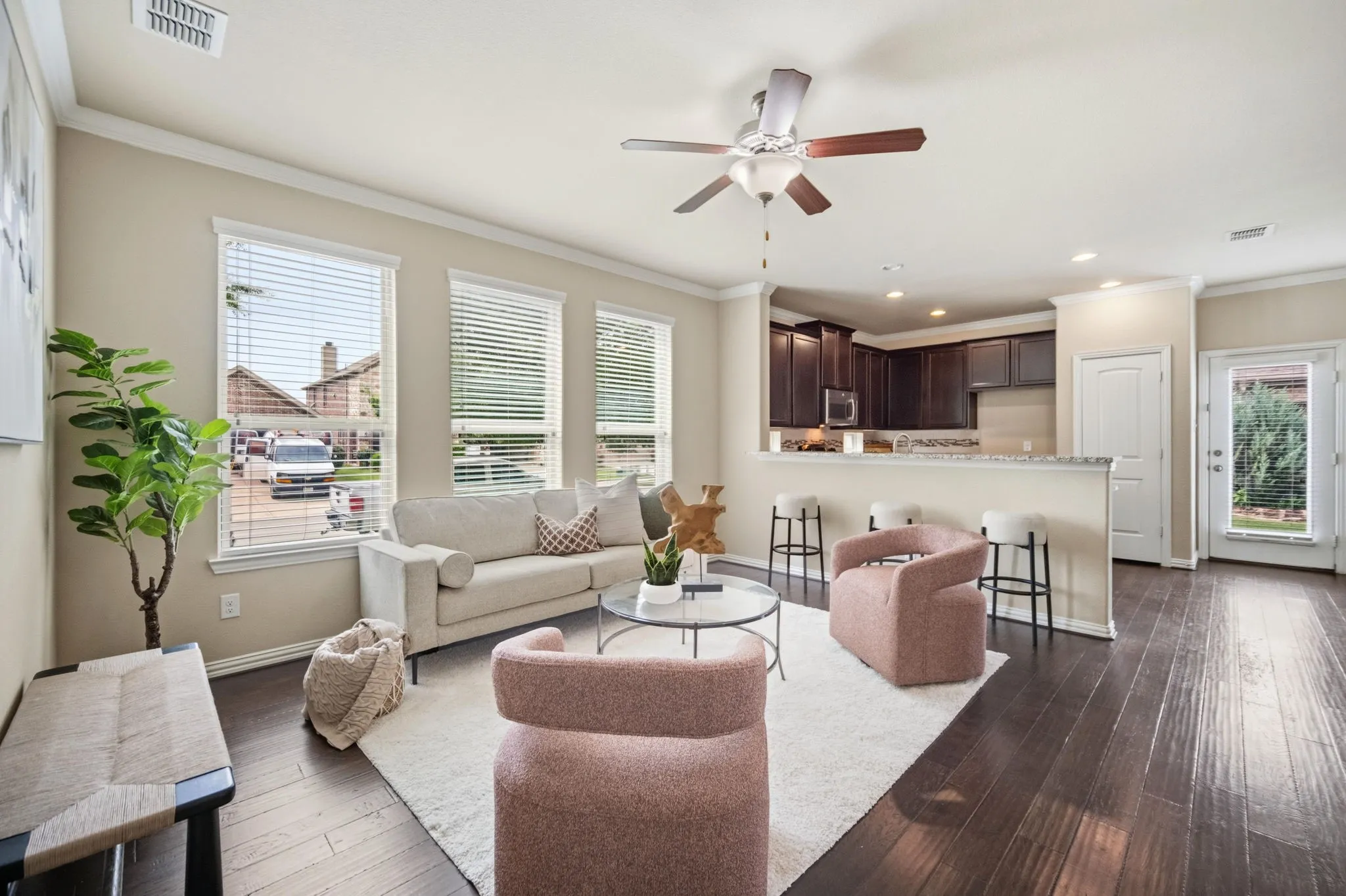 Single Family Residence For Sale in Denton County , 16005 Crosslake Court, Prosper, Texas 75078, 4 Bedroom, 3 Bathroom, 2 Garage spaces, 2,234 Sqft, built in 2014, mls#21248082, Real Estate Agent in Prosper, Homes For Sale in Denton county, Homes For Sale in Prosper, Realtor in Prosper Texas, Real Estate Brokerage Independent Realty Texas, Luminita Cordes Realtor