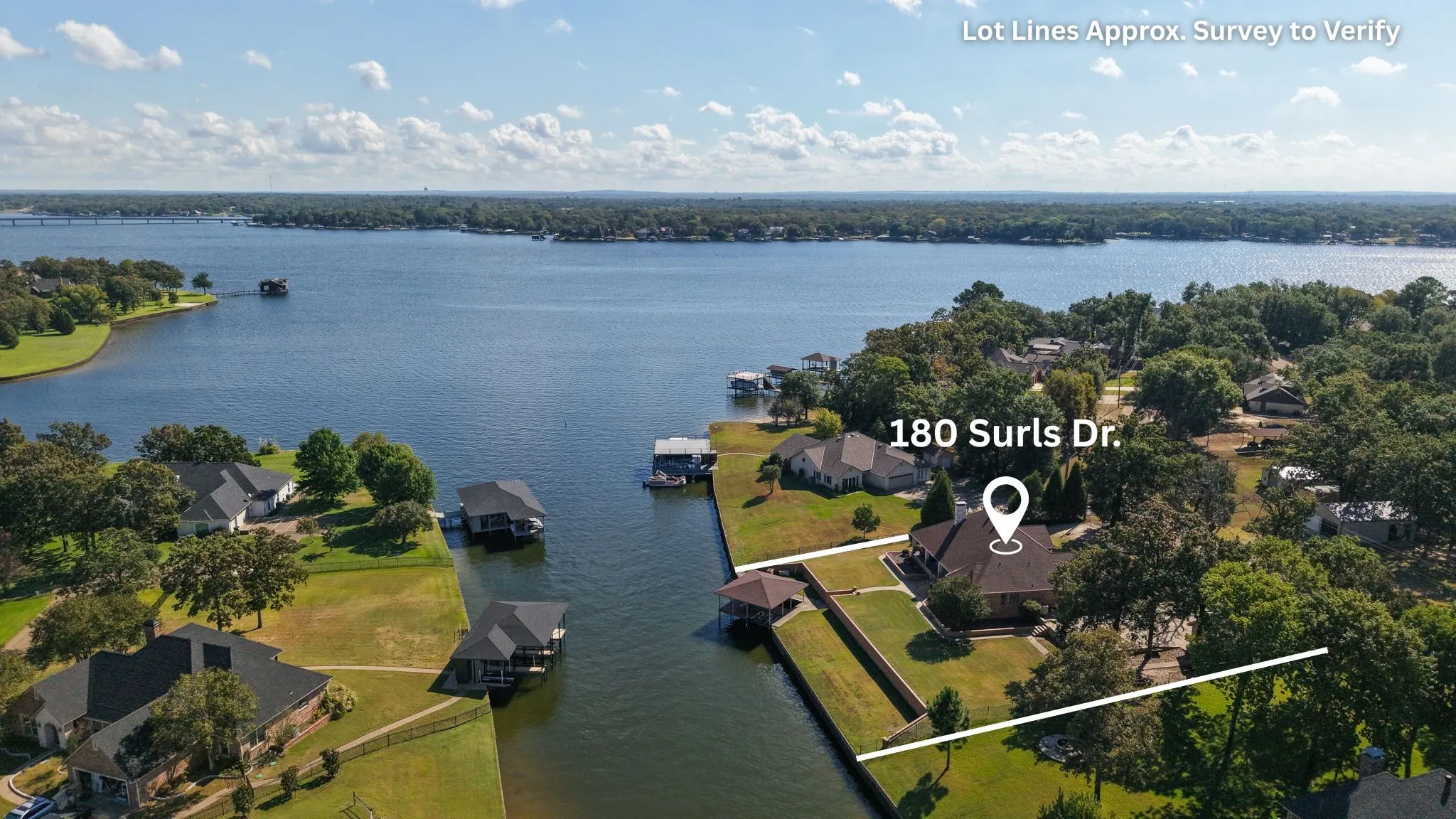 Single Family Residence For Sale in Henderson County , 180 Surls Drive, Mabank, Texas 75156, 4 Bedroom, 2 Bathroom, 3 Garage spaces, 2,385 Sqft, built in 2001, Preowned, mls#21245140, Real Estate Agent in Mabank, Homes For Sale in Henderson county, Homes For Sale in Mabank, Realtor in Mabank Texas, Real Estate Brokerage Independent Realty Texas, Luminita Cordes Realtor