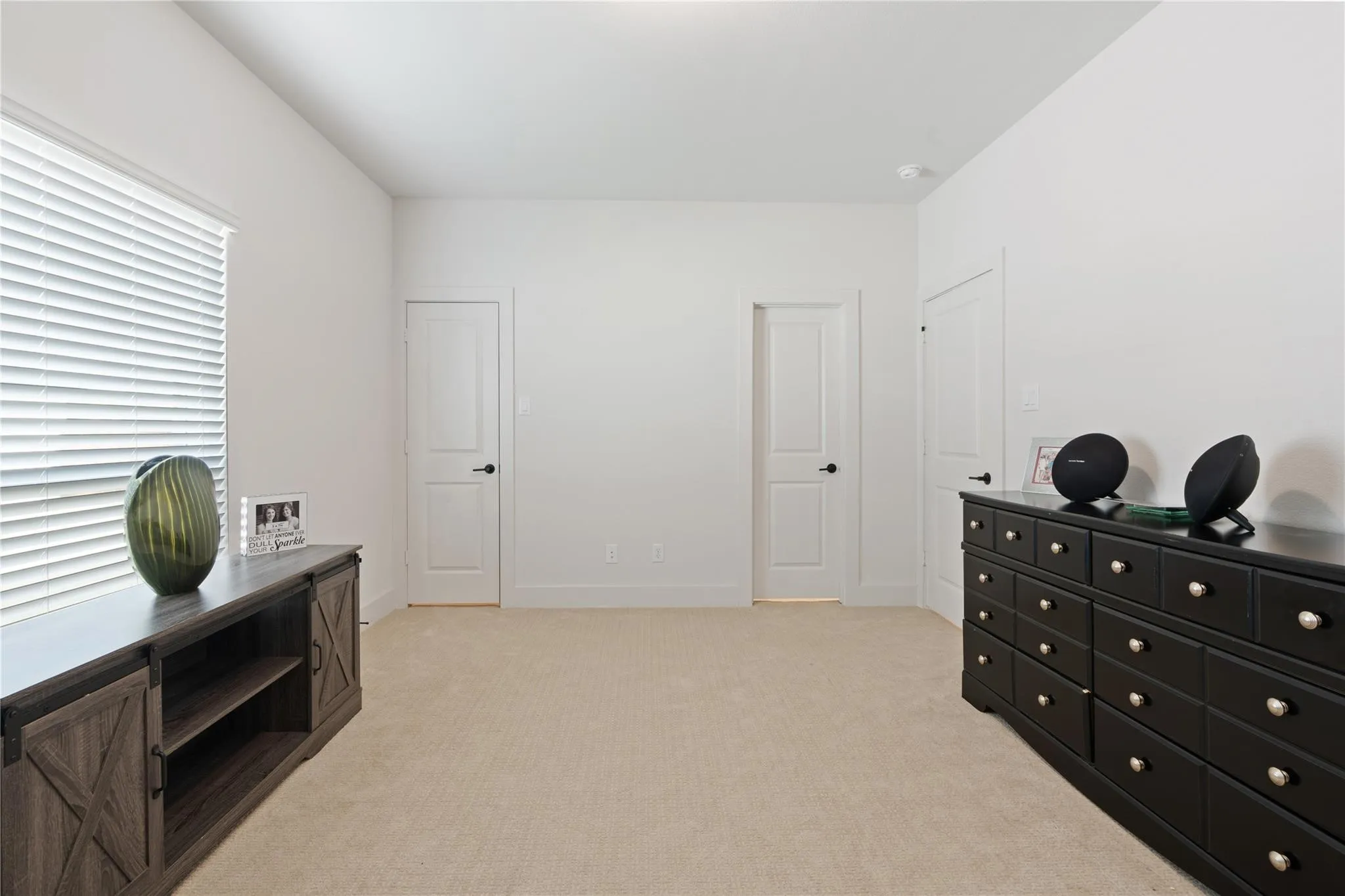 Single Family Residence For Sale in Dallas County , 704 S HIDDEN LAKES Drive, De Soto, Texas 75115, 5 Bedrooms, 4 Bathrooms, 2 Garage spaces, 4,737 Sqft, built in 2023, Price $750,000, mls#21248124, Real Estate Agent in De Soto, Homes For Sale in Dallas county, Homes For Sale in De Soto, Realtor in De Soto Texas, Real Estate Brokerage Independent Realty Texas, Luminita Cordes Realtor