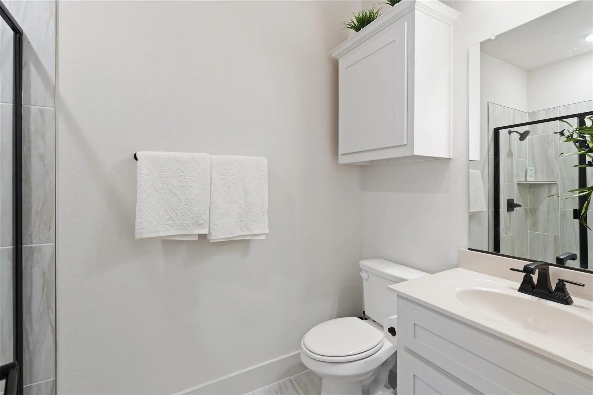 Single Family Residence For Sale in Dallas County , 704 S HIDDEN LAKES Drive, De Soto, Texas 75115, 5 Bedrooms, 4 Bathrooms, 2 Garage spaces, 4,737 Sqft, built in 2023, Price $750,000, mls#21248124, Real Estate Agent in De Soto, Homes For Sale in Dallas county, Homes For Sale in De Soto, Realtor in De Soto Texas, Real Estate Brokerage Independent Realty Texas, Luminita Cordes Realtor