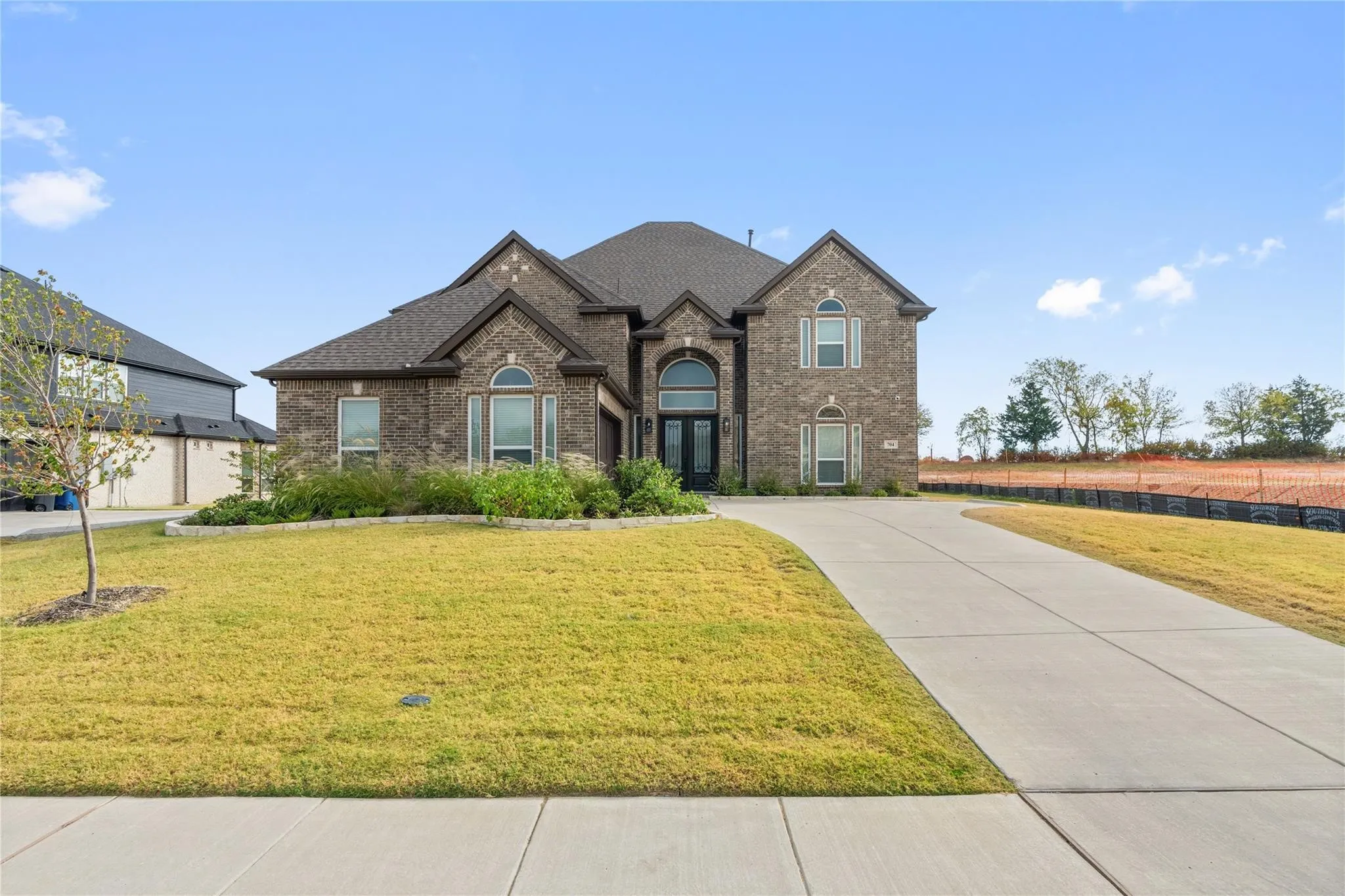 Single Family Residence For Sale in Dallas County , 704 S HIDDEN LAKES Drive, De Soto, Texas 75115, 5 Bedrooms, 4 Bathrooms, 2 Garage spaces, 4,737 Sqft, built in 2023, Price $750,000, mls#21248124, Real Estate Agent in De Soto, Homes For Sale in Dallas county, Homes For Sale in De Soto, Realtor in De Soto Texas, Real Estate Brokerage Independent Realty Texas, Luminita Cordes Realtor