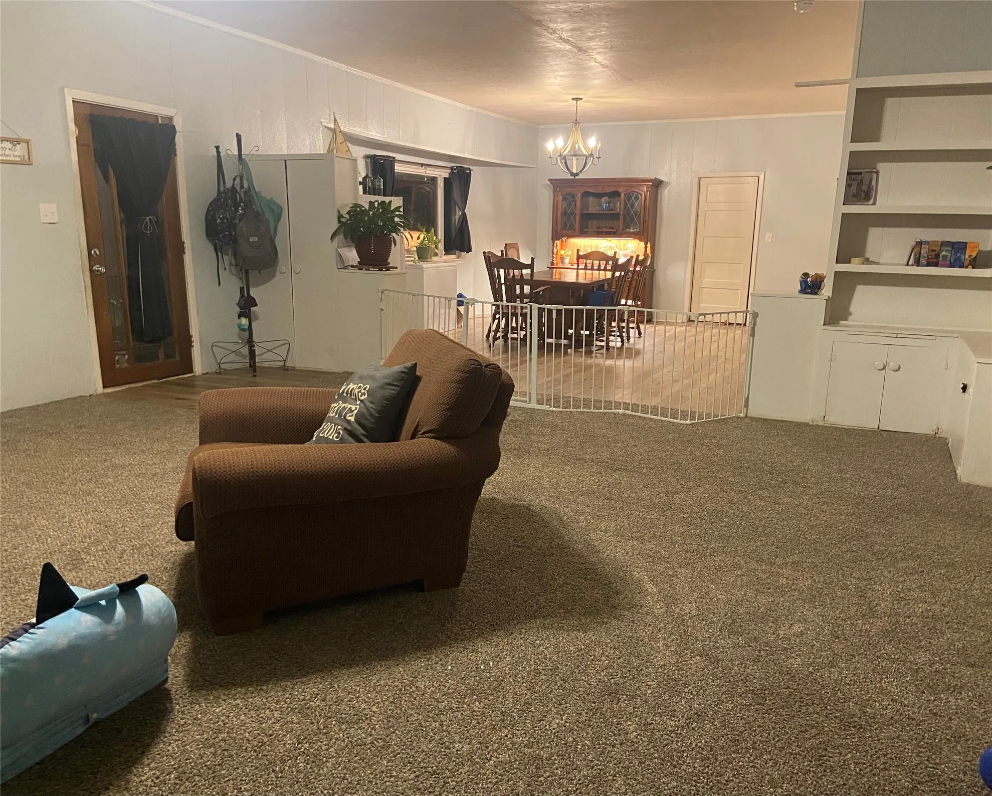 Single Family Residence For Sale in Wise County , 300 N Church Street, Decatur, Texas 76234, 4 Bedroom, 2 Bathroom, Garage spaces, 2,088 Sqft, built in 1945, Preowned, mls#21247864, Real Estate Agent in Decatur, Homes For Sale in Wise county, Homes For Sale in Decatur, Realtor in Decatur Texas, Real Estate Brokerage Independent Realty Texas, Luminita Cordes Realtor
