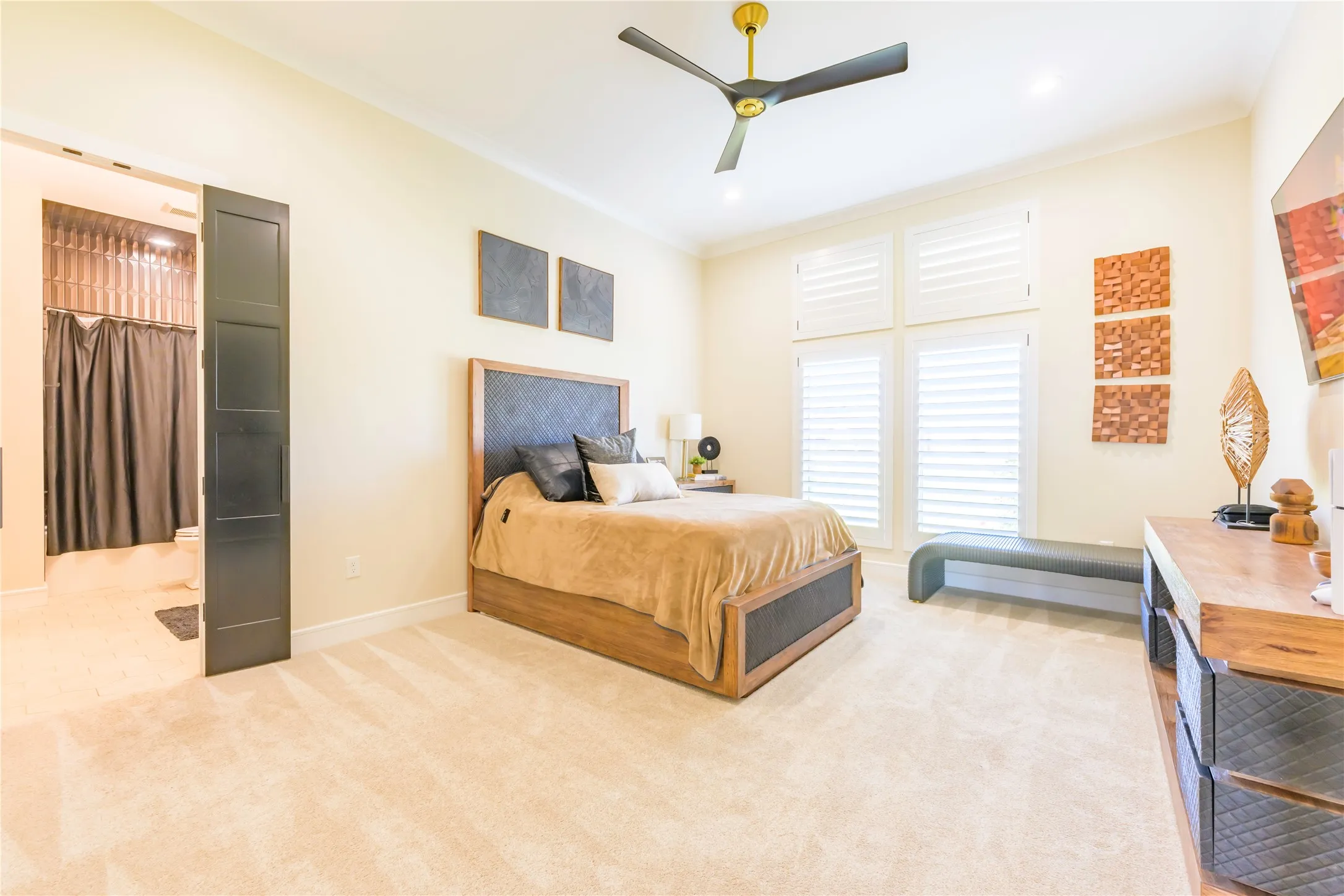 Single Family Residence For Sale in Ector County , 9331 Clevenger Road, Odessa, Texas 79762, 5 Bedroom, 6 Bathroom, 4 Garage spaces, 6,401 Sqft, built in 2024, Preowned, mls#21248169, Real Estate Agent in Odessa, Homes For Sale in Ector county, Homes For Sale in Odessa, Realtor in Odessa Texas, Real Estate Brokerage Independent Realty Texas, Luminita Cordes Realtor
