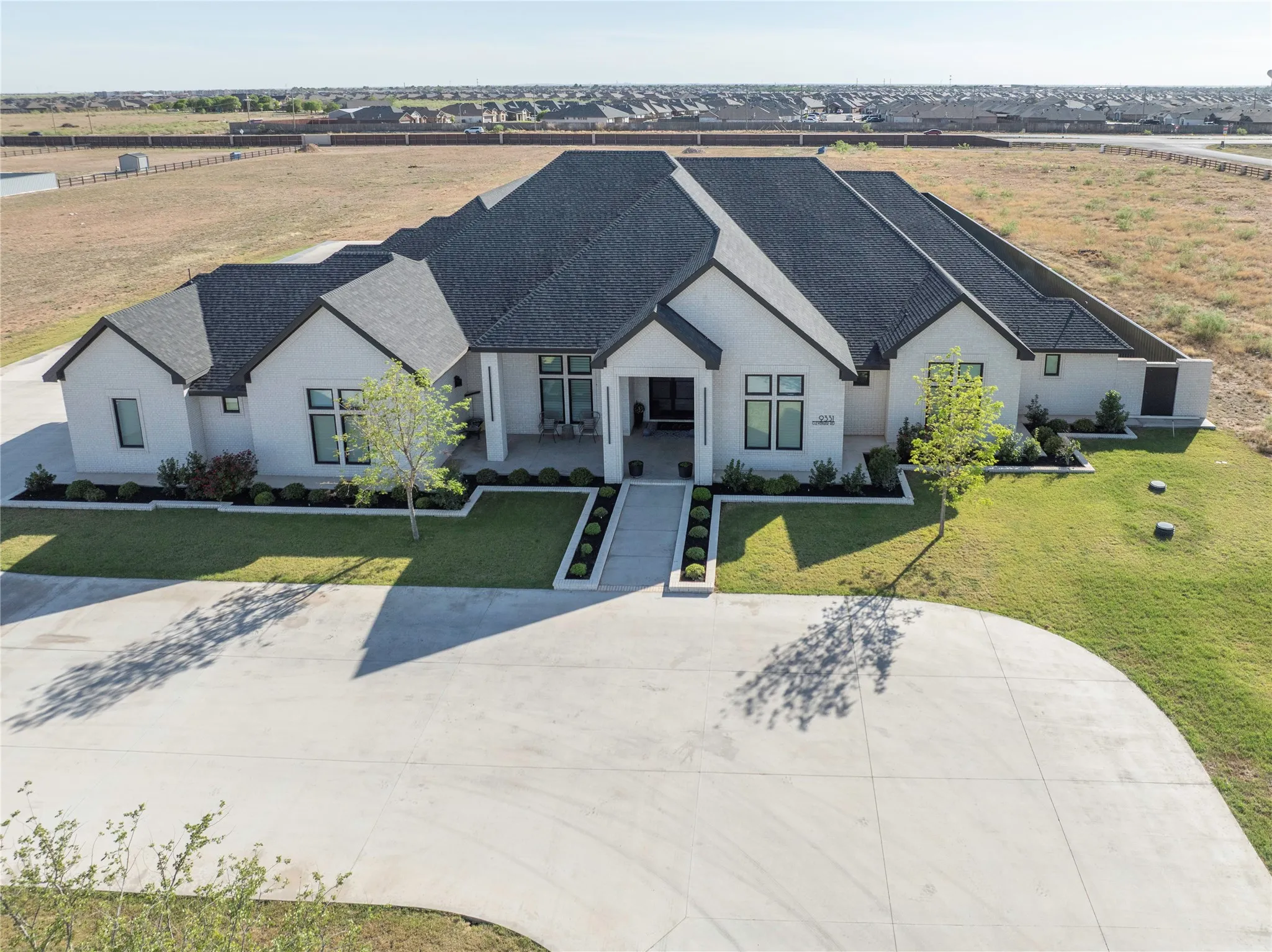Single Family Residence For Sale in Ector County , 9331 Clevenger Road, Odessa, Texas 79762, 5 Bedroom, 6 Bathroom, 4 Garage spaces, 6,401 Sqft, built in 2024, Preowned, mls#21248169, Real Estate Agent in Odessa, Homes For Sale in Ector county, Homes For Sale in Odessa, Realtor in Odessa Texas, Real Estate Brokerage Independent Realty Texas, Luminita Cordes Realtor