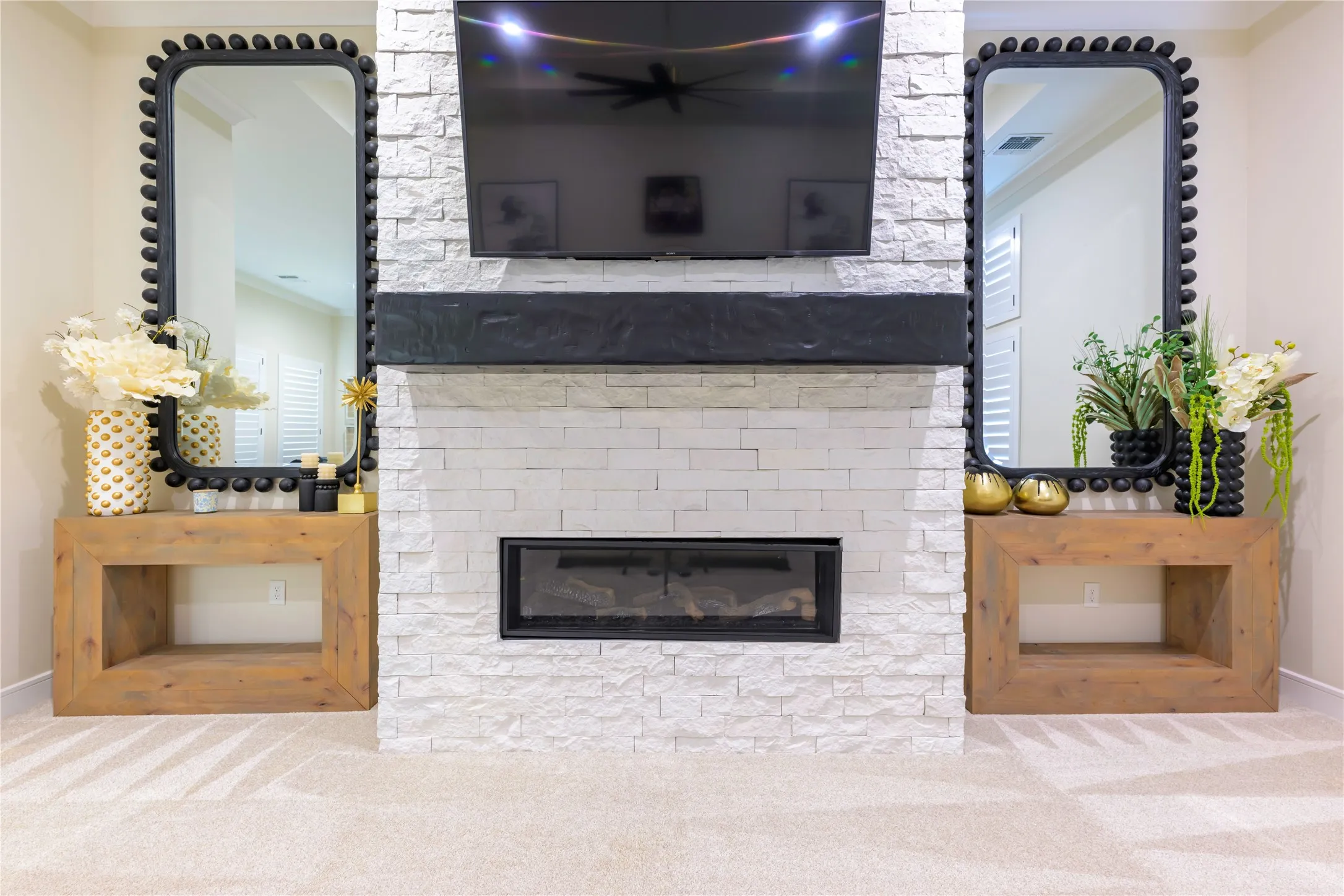 Single Family Residence For Sale in Ector County , 9331 Clevenger Road, Odessa, Texas 79762, 5 Bedroom, 6 Bathroom, 4 Garage spaces, 6,401 Sqft, built in 2024, Preowned, mls#21248169, Real Estate Agent in Odessa, Homes For Sale in Ector county, Homes For Sale in Odessa, Realtor in Odessa Texas, Real Estate Brokerage Independent Realty Texas, Luminita Cordes Realtor
