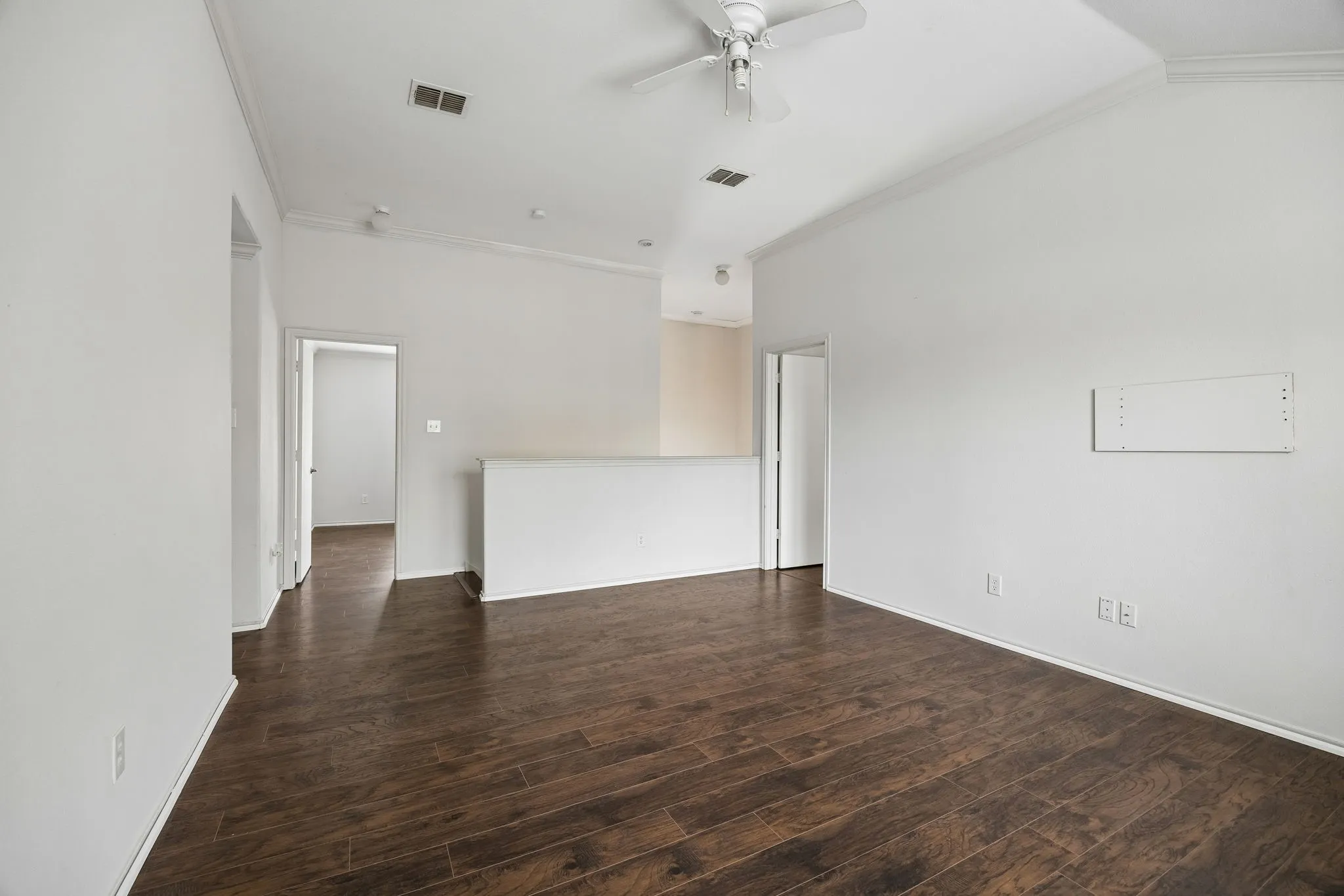 Single Family Residence For Sale in Collin County , 320 Mesa Verde Way, Wylie, Texas 75098, 4 Bedroom, 3 Bathroom, 2 Garage spaces, 2,603 Sqft, built in 2005, Preowned, mls#21248199, Real Estate Agent in Wylie, Homes For Sale in Collin county, Homes For Sale in Wylie, Realtor in Wylie Texas, Real Estate Brokerage Independent Realty Texas, Luminita Cordes Realtor