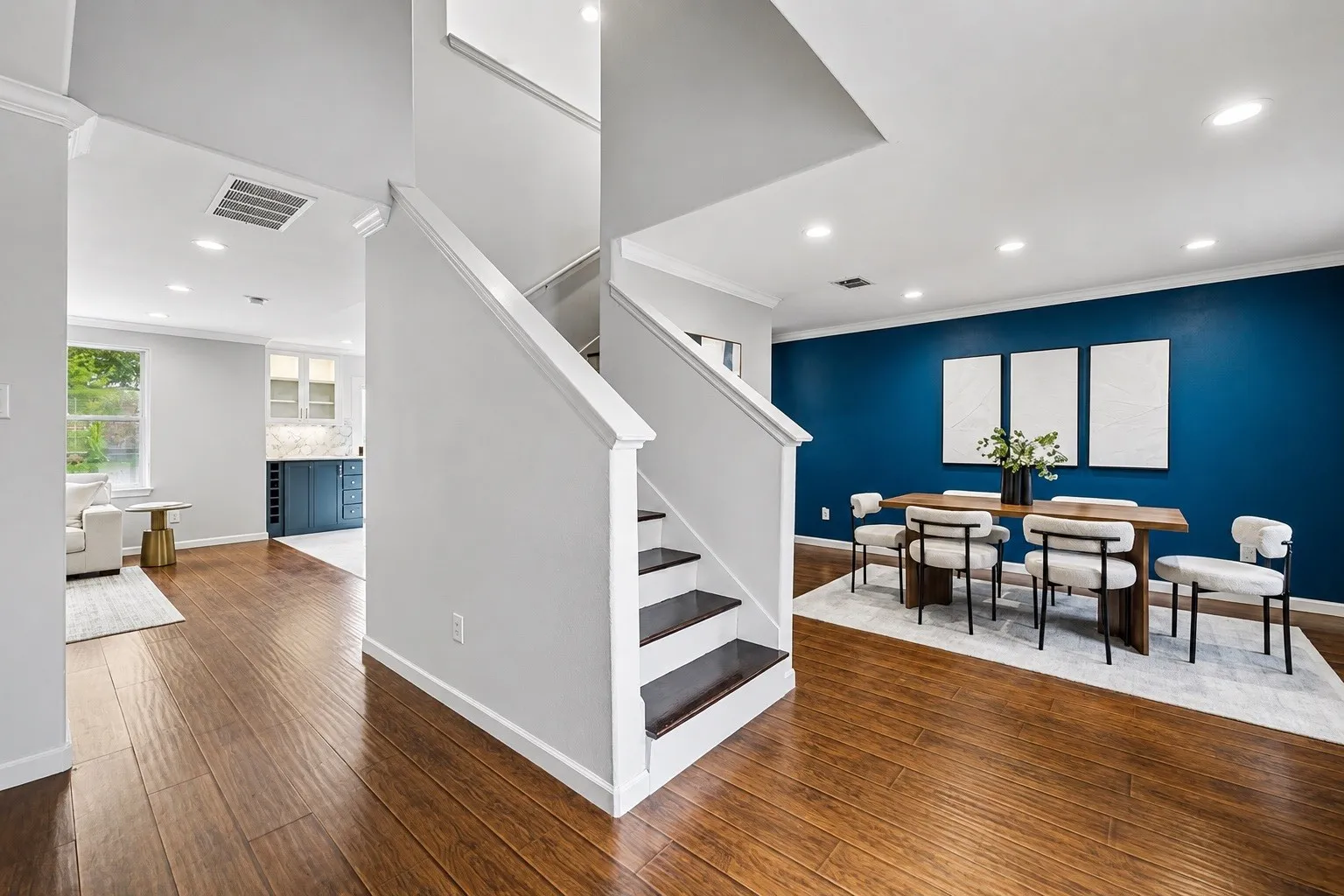Single Family Residence For Sale in Collin County , 320 Mesa Verde Way, Wylie, Texas 75098, 4 Bedroom, 3 Bathroom, 2 Garage spaces, 2,603 Sqft, built in 2005, Preowned, mls#21248199, Real Estate Agent in Wylie, Homes For Sale in Collin county, Homes For Sale in Wylie, Realtor in Wylie Texas, Real Estate Brokerage Independent Realty Texas, Luminita Cordes Realtor