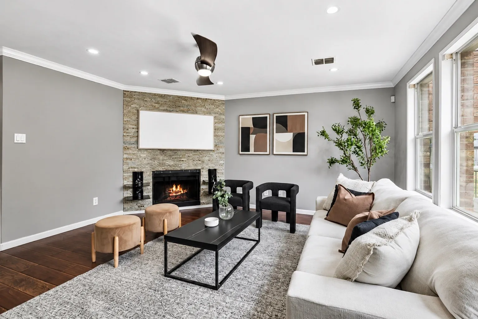 Single Family Residence For Sale in Collin County , 320 Mesa Verde Way, Wylie, Texas 75098, 4 Bedroom, 3 Bathroom, 2 Garage spaces, 2,603 Sqft, built in 2005, Preowned, mls#21248199, Real Estate Agent in Wylie, Homes For Sale in Collin county, Homes For Sale in Wylie, Realtor in Wylie Texas, Real Estate Brokerage Independent Realty Texas, Luminita Cordes Realtor