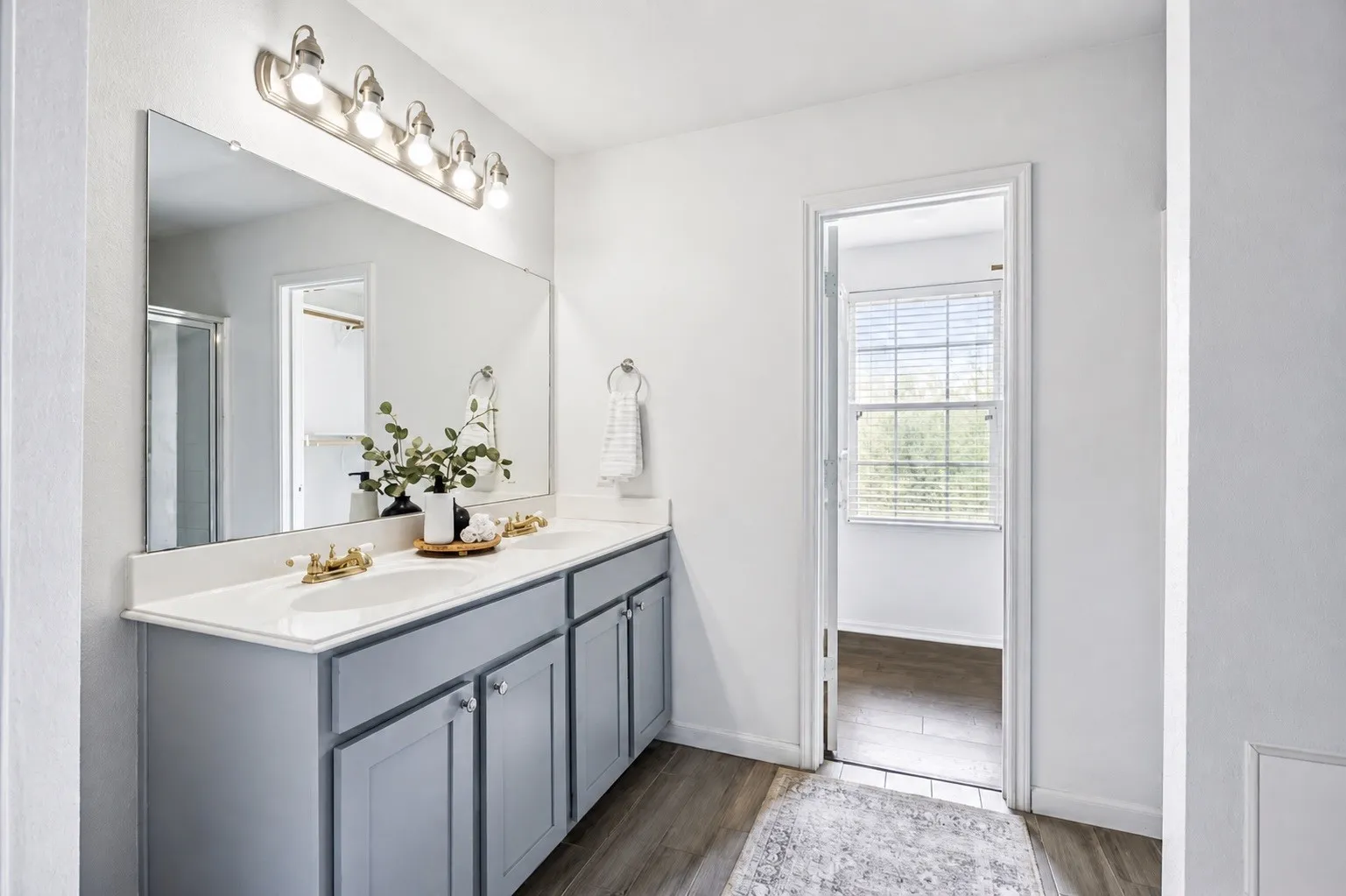 Single Family Residence For Sale in Collin County , 320 Mesa Verde Way, Wylie, Texas 75098, 4 Bedroom, 3 Bathroom, 2 Garage spaces, 2,603 Sqft, built in 2005, Preowned, mls#21248199, Real Estate Agent in Wylie, Homes For Sale in Collin county, Homes For Sale in Wylie, Realtor in Wylie Texas, Real Estate Brokerage Independent Realty Texas, Luminita Cordes Realtor