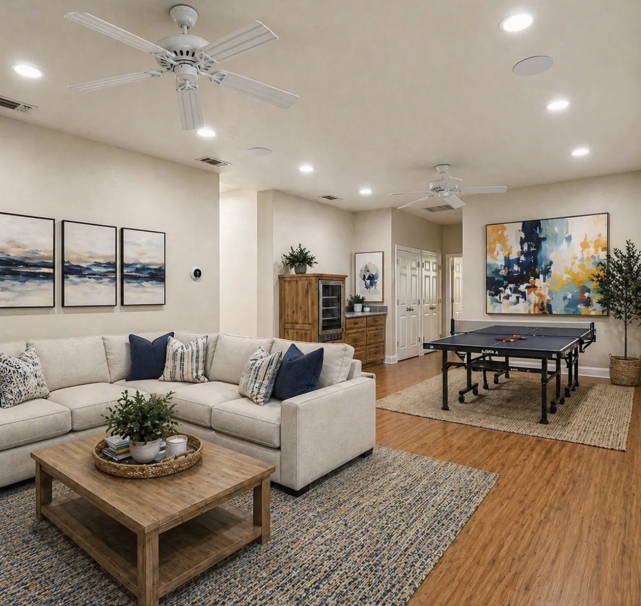 Enormous Family room with alcove (not pictured) Lots of space and this area could serve as a multi-general​​‌​​​​‌​​‌‌​‌‌​​​‌‌​‌​‌​‌​​​‌​​ suite