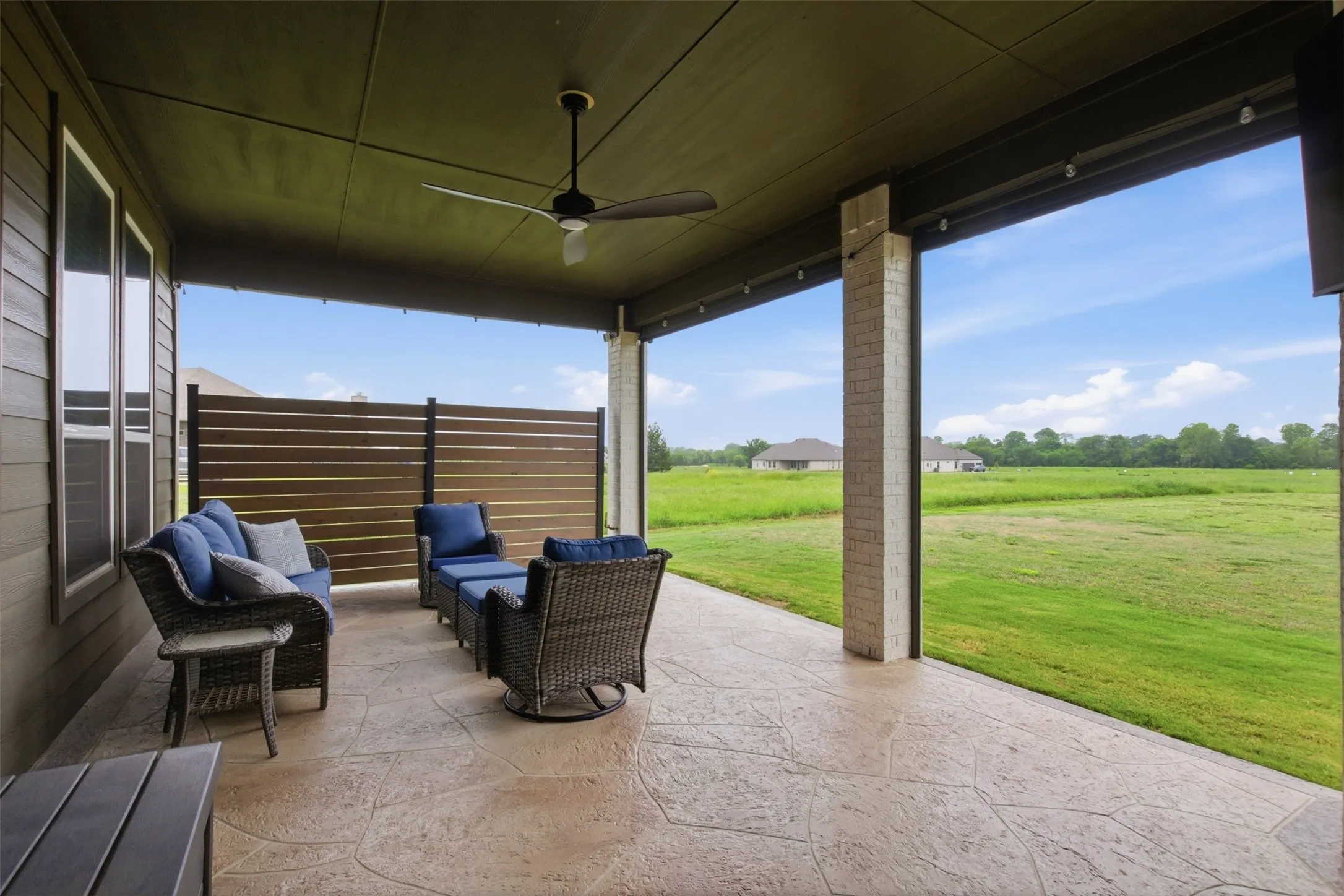 Remote retractable shades,gas ready for outdoor kitchen