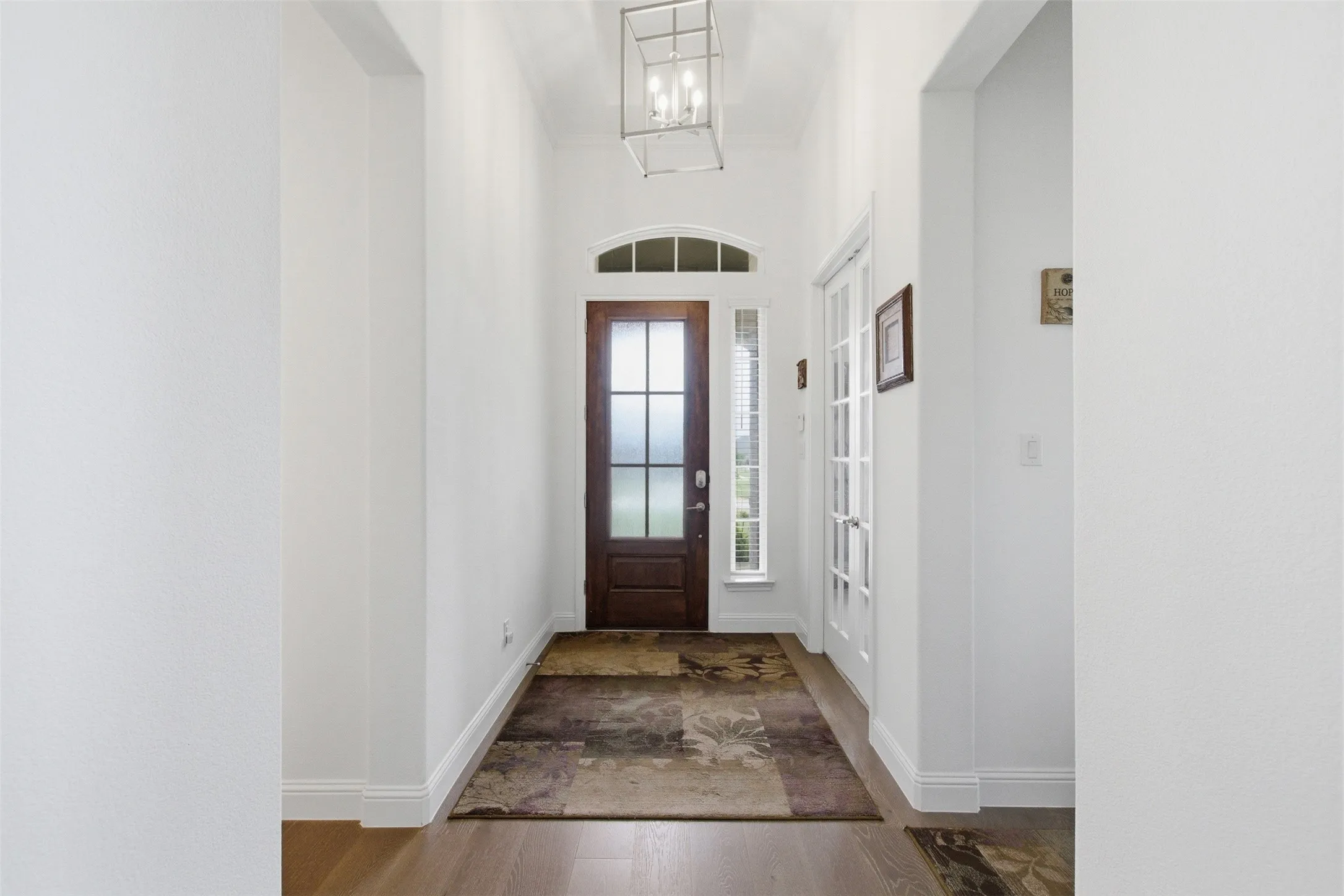 Single Family Residence For Sale in Johnson County , 6008 Glenwood Drive, Joshua, Texas 76058, 3 Bedroom, 3 Bathroom, 3 Garage spaces, 2,707 Sqft, built in 2022, Preowned, mls#21246732, Real Estate Agent in Joshua, Homes For Sale in Johnson county, Homes For Sale in Joshua, Realtor in Joshua Texas, Real Estate Brokerage Independent Realty Texas, Luminita Cordes Realtor