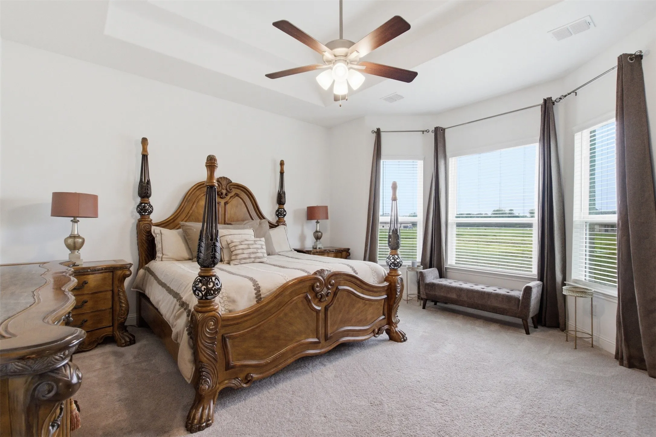 Single Family Residence For Sale in Johnson County , 6008 Glenwood Drive, Joshua, Texas 76058, 3 Bedroom, 3 Bathroom, 3 Garage spaces, 2,707 Sqft, built in 2022, Preowned, mls#21246732, Real Estate Agent in Joshua, Homes For Sale in Johnson county, Homes For Sale in Joshua, Realtor in Joshua Texas, Real Estate Brokerage Independent Realty Texas, Luminita Cordes Realtor