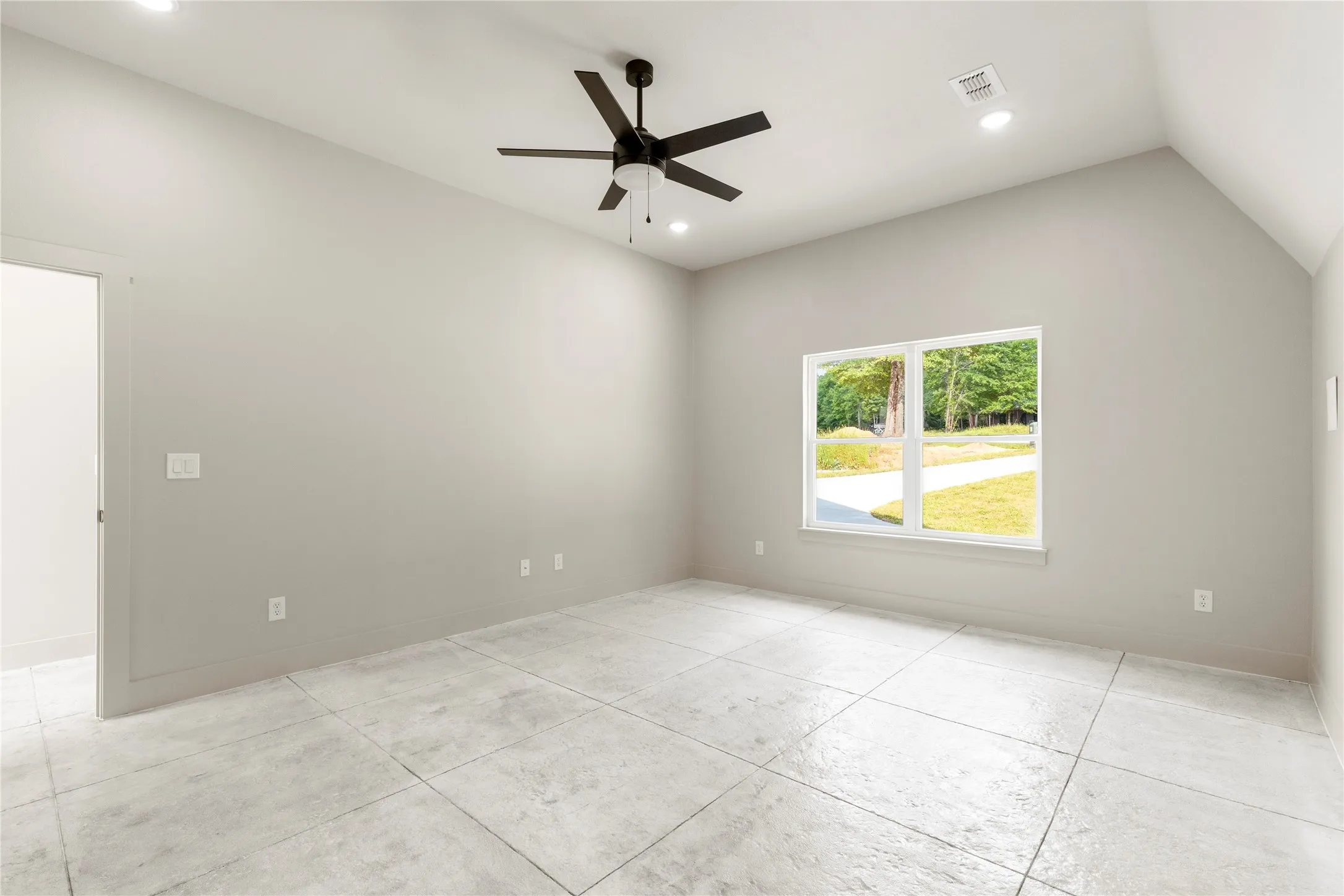 Single Family Residence For Sale in Wood County , 268 County Road 2297, Mineola, Texas 75773, 3 Bedroom, 2 Bathroom, Garage spaces, 1,770 Sqft, built in 2026, New Construction - Complete, mls#21241887, Real Estate Agent in Mineola, Homes For Sale in Wood county, Homes For Sale in Mineola, Realtor in Mineola Texas, Real Estate Brokerage Independent Realty Texas, Luminita Cordes Realtor