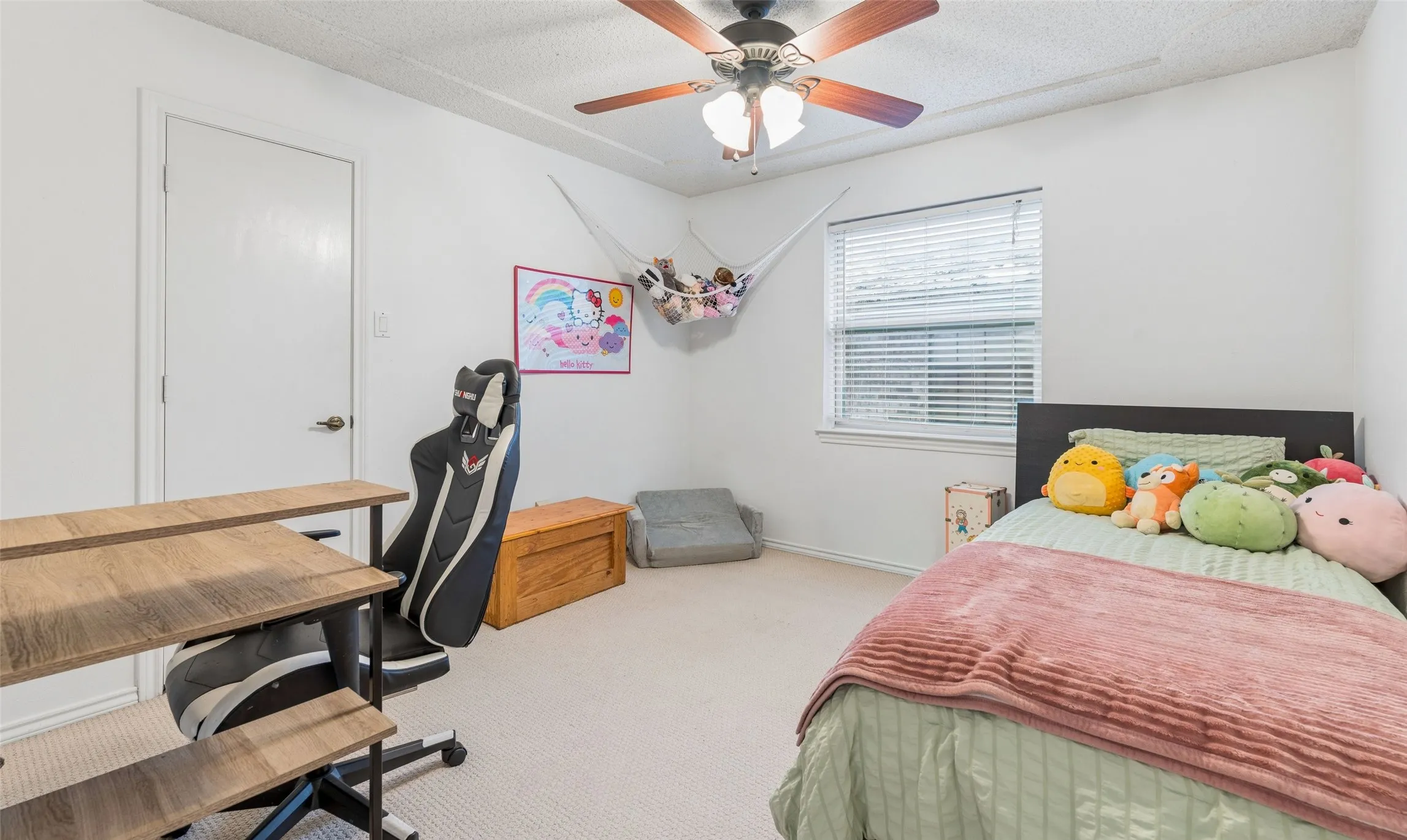 Single Family Residence For Sale in Tarrant County , 5707 Trail Crest Drive, Arlington, Texas 76017, 4 Bedroom, 2 Bathroom, 2 Garage spaces, 1,954 Sqft, built in 1977, Preowned, mls#21247902, Real Estate Agent in Arlington, Homes For Sale in Tarrant county, Homes For Sale in Arlington, Realtor in Arlington Texas, Real Estate Brokerage Independent Realty Texas, Luminita Cordes Realtor