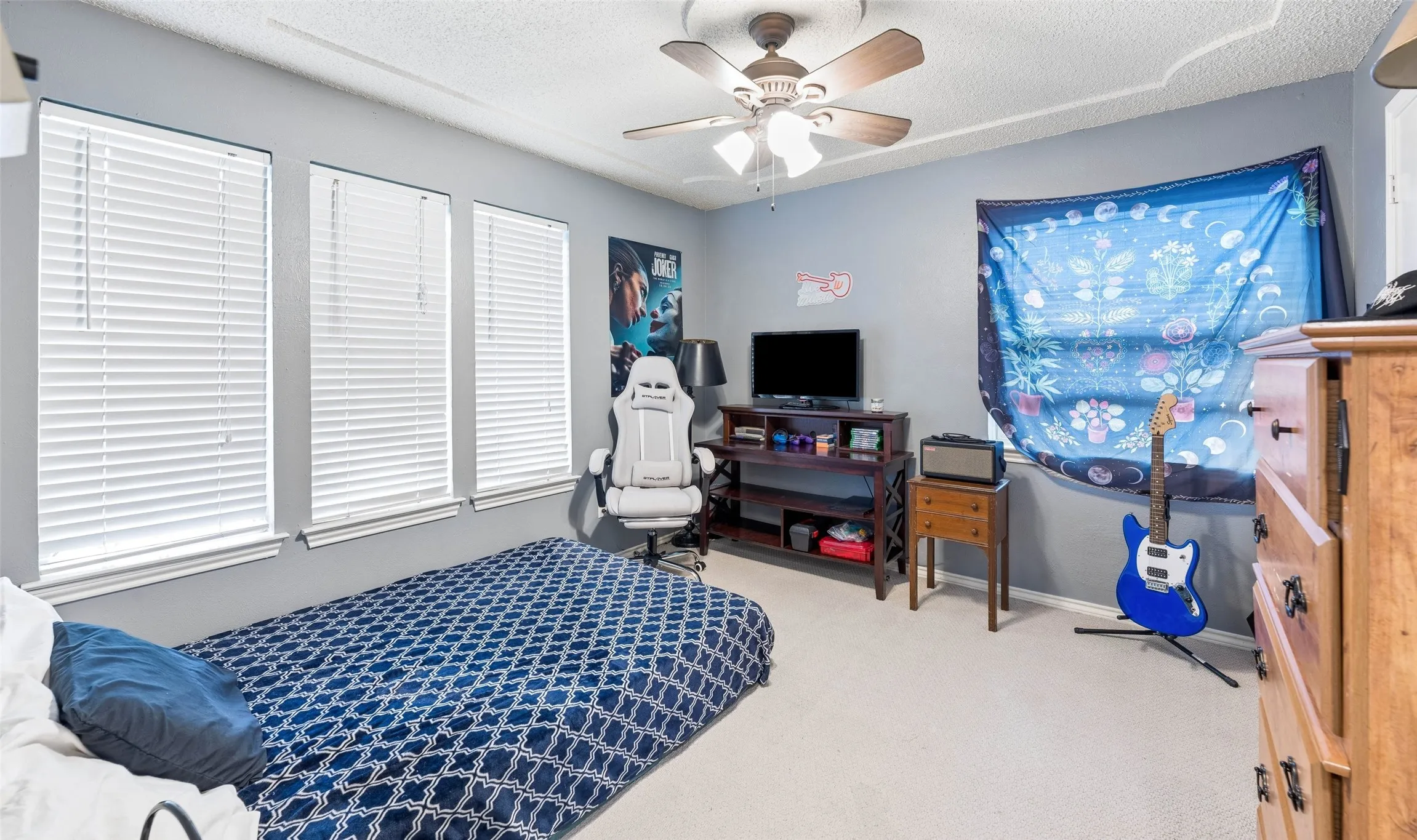 Single Family Residence For Sale in Tarrant County , 5707 Trail Crest Drive, Arlington, Texas 76017, 4 Bedroom, 2 Bathroom, 2 Garage spaces, 1,954 Sqft, built in 1977, Preowned, mls#21247902, Real Estate Agent in Arlington, Homes For Sale in Tarrant county, Homes For Sale in Arlington, Realtor in Arlington Texas, Real Estate Brokerage Independent Realty Texas, Luminita Cordes Realtor