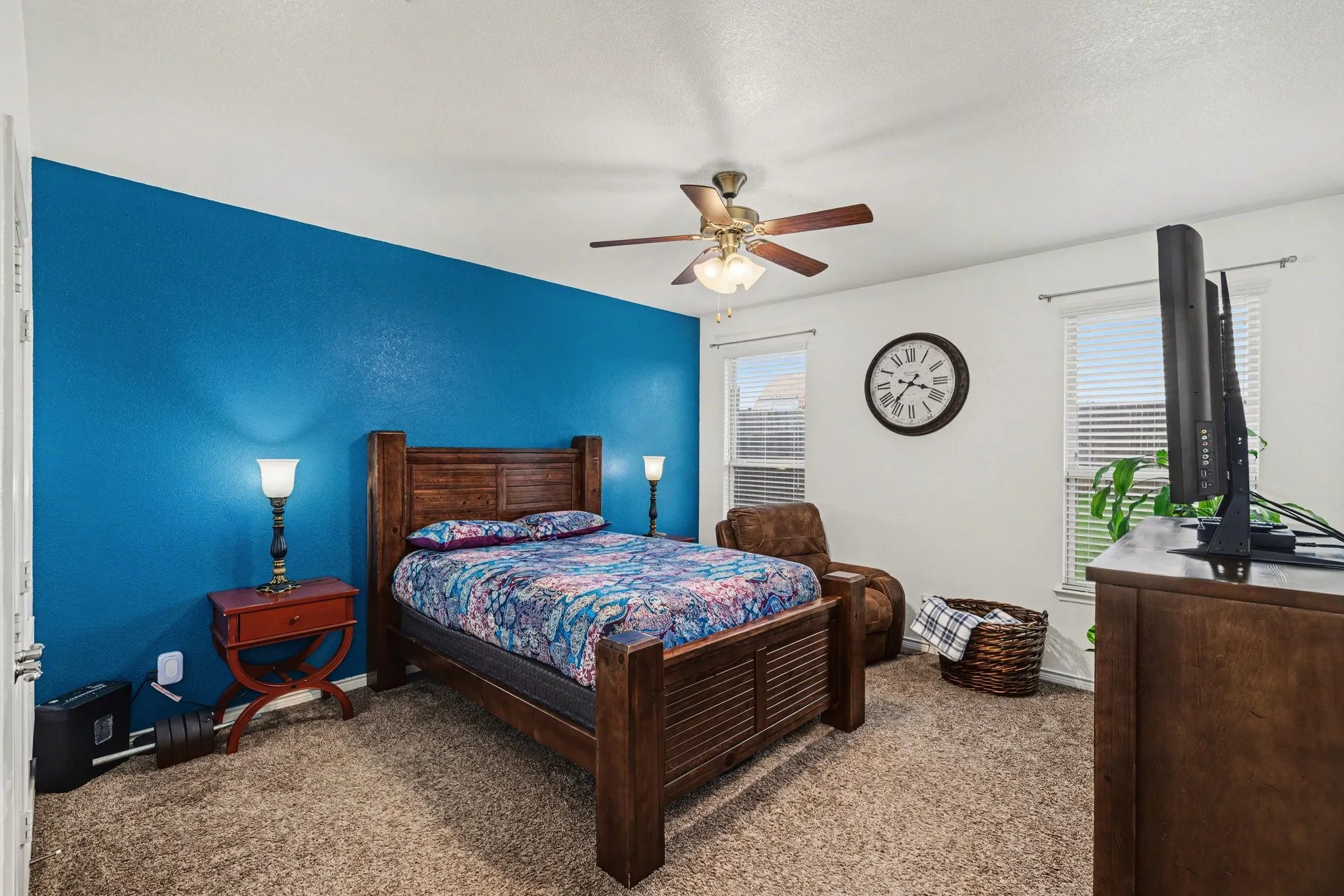 Single Family Residence For Sale in Denton County , 820 Lake Sierra Way, Little Elm, Texas 75068, 3 Bedroom, 3 Bathroom, 2 Garage spaces, 2,185 Sqft, built in 2017, Preowned, mls#21246704, Real Estate Agent in Little Elm, Homes For Sale in Denton county, Homes For Sale in Little Elm, Realtor in Little Elm Texas, Real Estate Brokerage Independent Realty Texas, Luminita Cordes Realtor