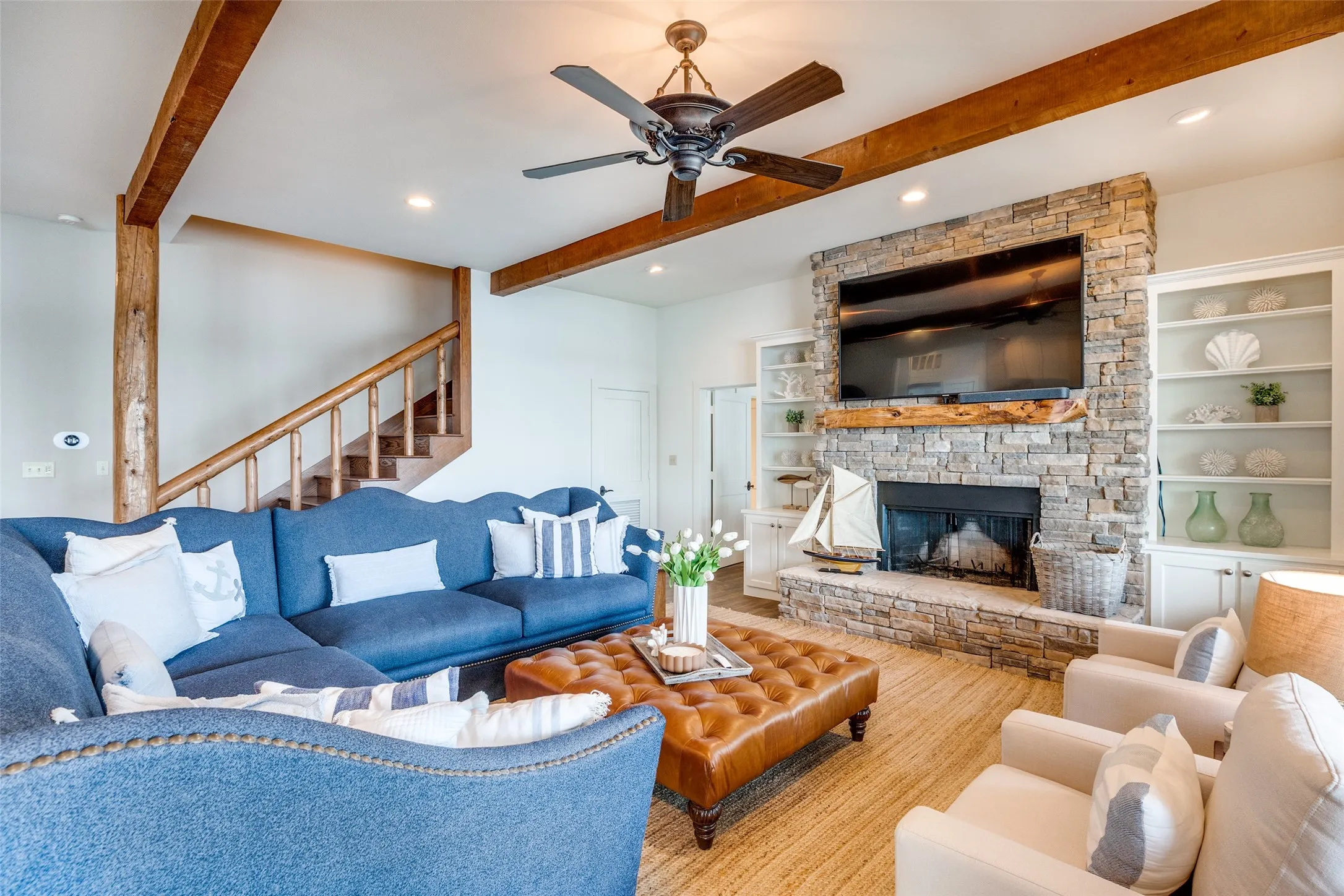 Single Family Residence For Sale in Franklin (TX) County , 1478 Charlya Drive, Scroggins, Texas 75480, 5 Bedroom, 6 Bathroom, Garage spaces, 3,937 Sqft, built in 2004, Preowned, mls#21248013, Real Estate Agent in Scroggins, Homes For Sale in Franklin (TX) county, Homes For Sale in Scroggins, Realtor in Scroggins Texas, Real Estate Brokerage Independent Realty Texas, Luminita Cordes Realtor