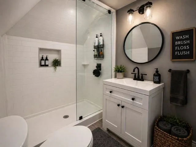 Single Family Residence For Sale in Smith County , 11176 Fox Trail, Flint, Texas 75762, 5 Bedroom, 5 Bathroom, 2 Garage spaces, 2,908 Sqft, built in 2009, Preowned, mls#21248287, Real Estate Agent in Flint, Homes For Sale in Smith county, Homes For Sale in Flint, Realtor in Flint Texas, Real Estate Brokerage Independent Realty Texas, Luminita Cordes Realtor