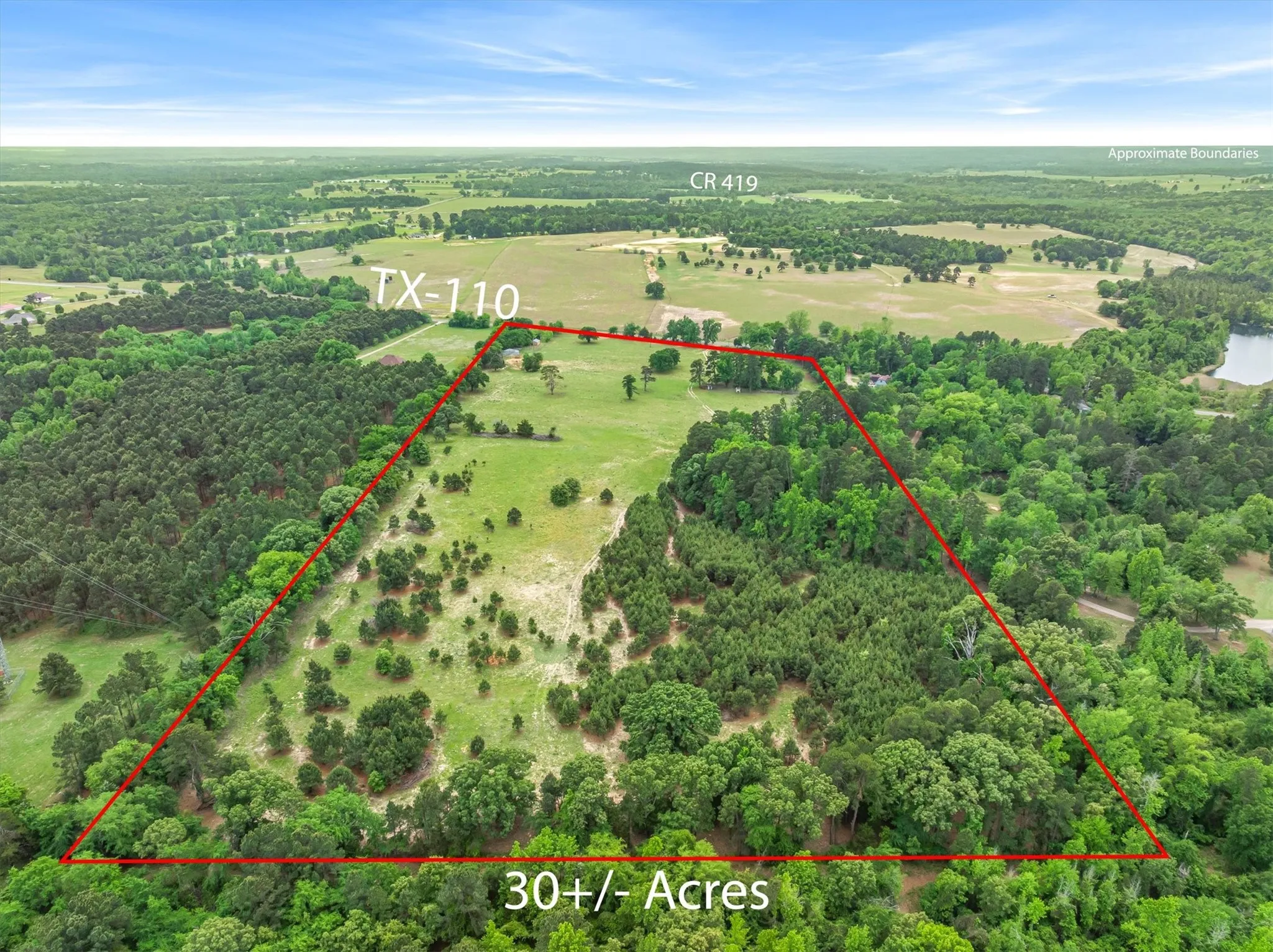Single Family Residence For Sale in Smith County , 13608 N SH-110, Tyler, Texas 75704, 3 Bedroom, 2 Bathroom, 2 Garage spaces, 1,608 Sqft, built in 1977, mls#21244698, Real Estate Agent in Tyler, Homes For Sale in Smith county, Homes For Sale in Tyler, Realtor in Tyler Texas, Real Estate Brokerage Independent Realty Texas, Luminita Cordes Realtor