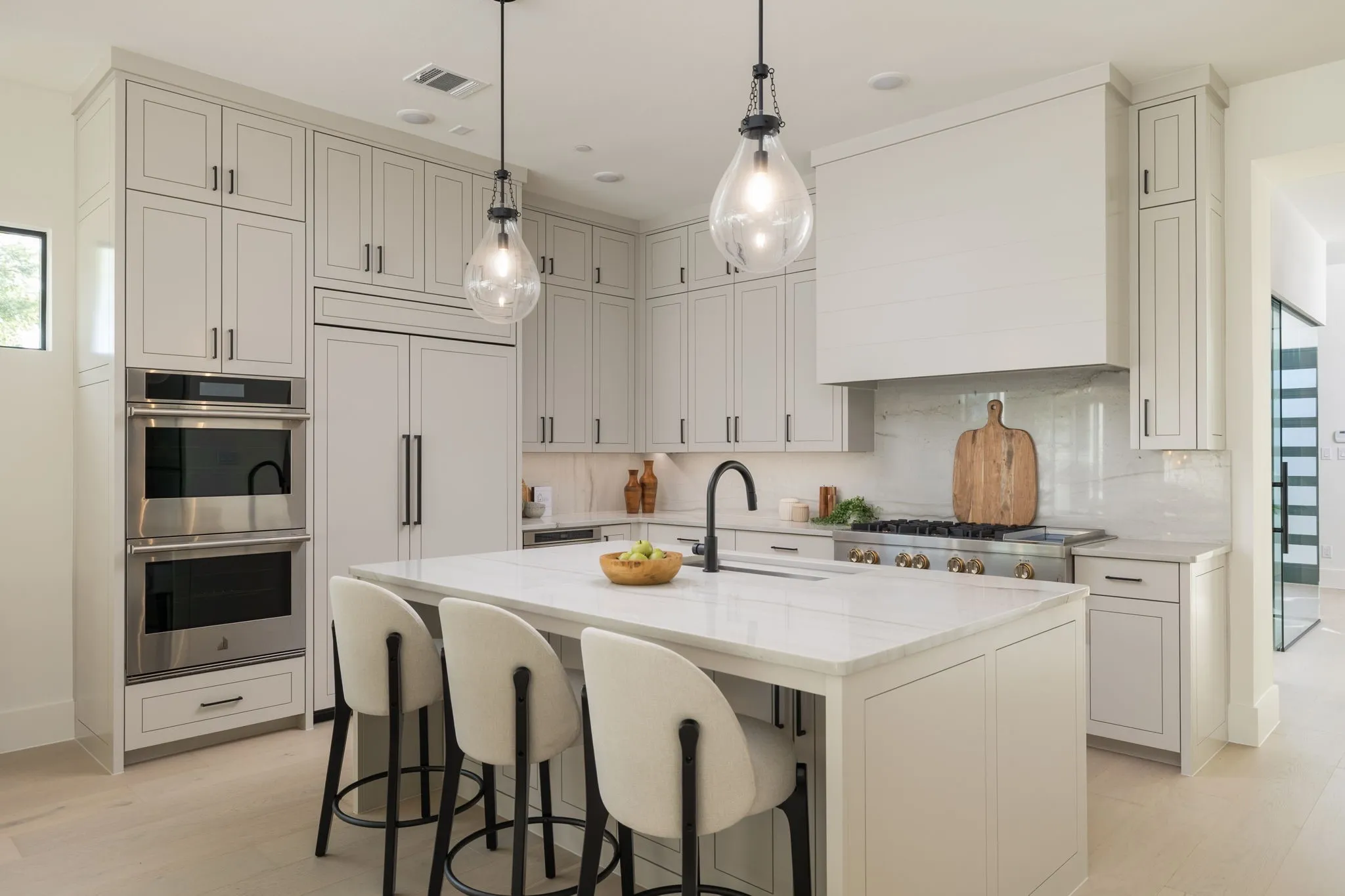 Single Family Residence For Sale in Tarrant County , 2970 Kosse Court, Grapevine, Texas 76051, 4 Bedroom, 5 Bathroom, 2 Garage spaces, 3,624 Sqft, built in 2026, New Construction - Complete, mls#21247934, Real Estate Agent in Grapevine, Homes For Sale in Tarrant county, Homes For Sale in Grapevine, Realtor in Grapevine Texas, Real Estate Brokerage Independent Realty Texas, Luminita Cordes Realtor