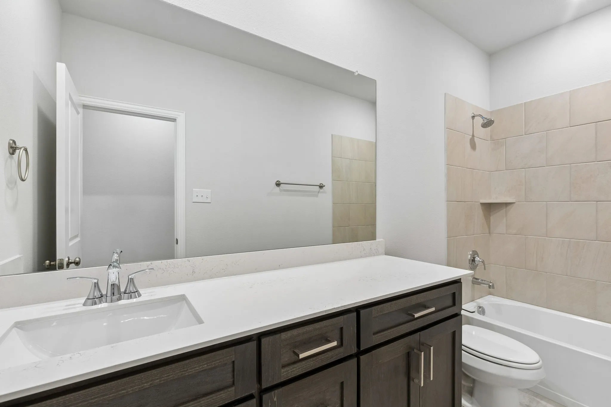 Single Family Residence For Sale in Collin County , 3002 Italia Terrace, Princeton, Texas 75407, 3 Bedroom, 2 Bathroom, 2 Garage spaces, 1,981 Sqft, built in 2024, New Construction - Complete, mls#21248341, Real Estate Agent in Princeton, Homes For Sale in Collin county, Homes For Sale in Princeton, Realtor in Princeton Texas, Real Estate Brokerage Independent Realty Texas, Luminita Cordes Realtor