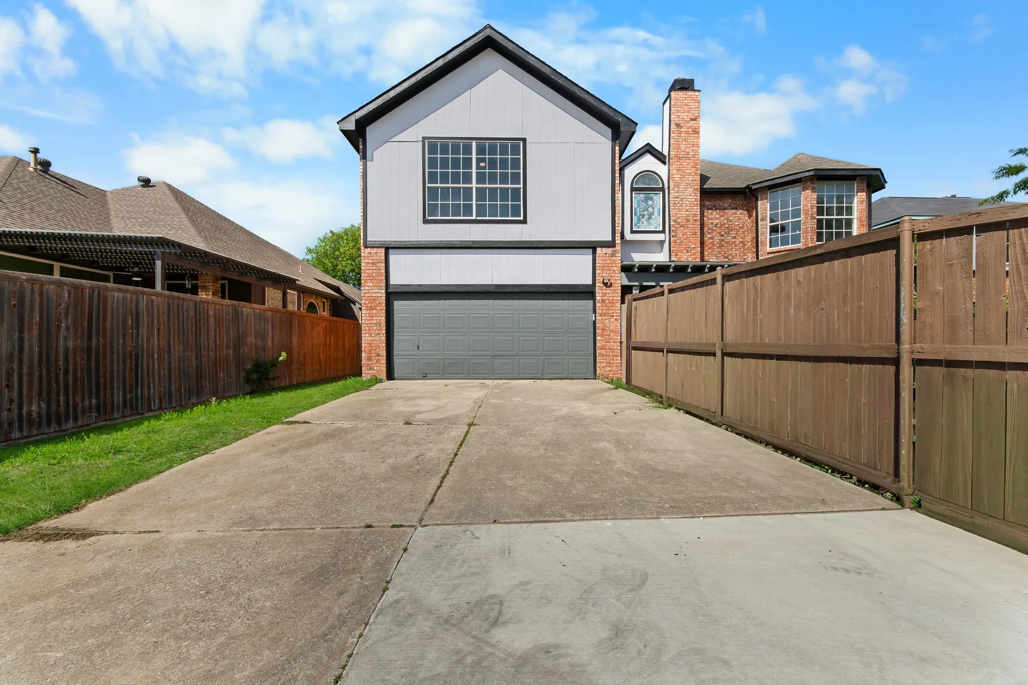 Single Family Residence For Sale in Denton County , 5949 Carroll Drive, The Colony, Texas 75056, 5 Bedroom, 4 Bathroom, 2 Garage spaces, 3,144 Sqft, built in 1991, mls#21248174, Real Estate Agent in The Colony, Homes For Sale in Denton county, Homes For Sale in The Colony, Realtor in The Colony Texas, Real Estate Brokerage Independent Realty Texas, Luminita Cordes Realtor