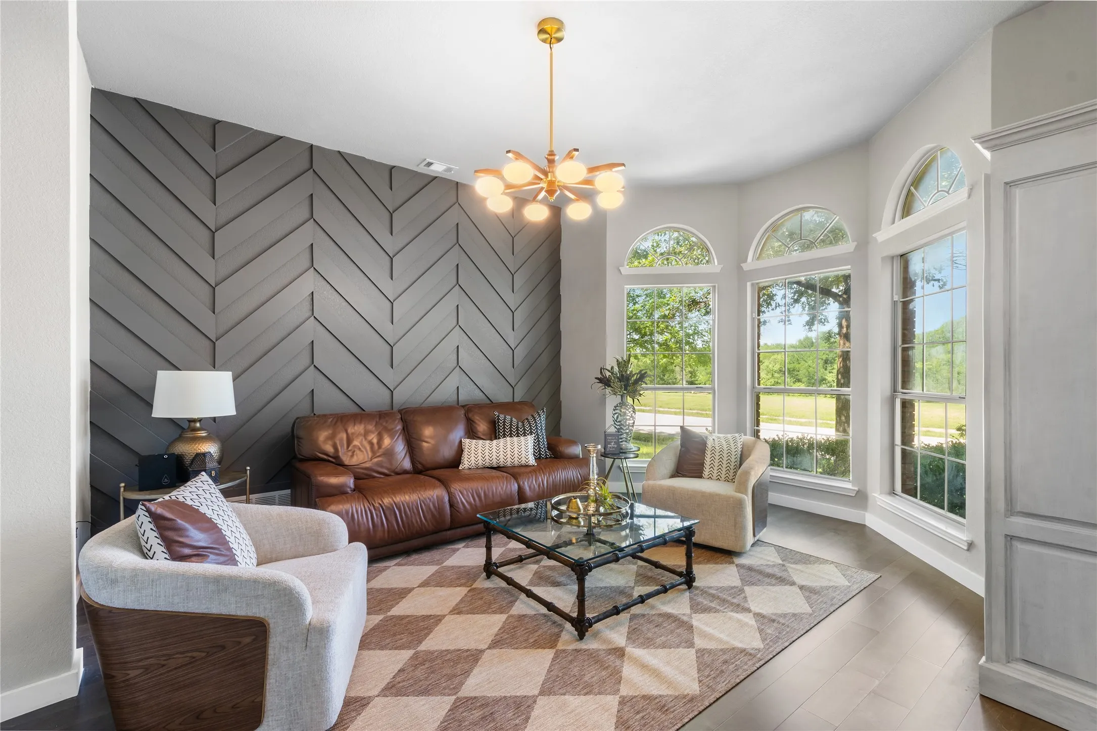 Single Family Residence For Sale in Denton County , 5949 Carroll Drive, The Colony, Texas 75056, 5 Bedroom, 4 Bathroom, 2 Garage spaces, 3,144 Sqft, built in 1991, mls#21248174, Real Estate Agent in The Colony, Homes For Sale in Denton county, Homes For Sale in The Colony, Realtor in The Colony Texas, Real Estate Brokerage Independent Realty Texas, Luminita Cordes Realtor