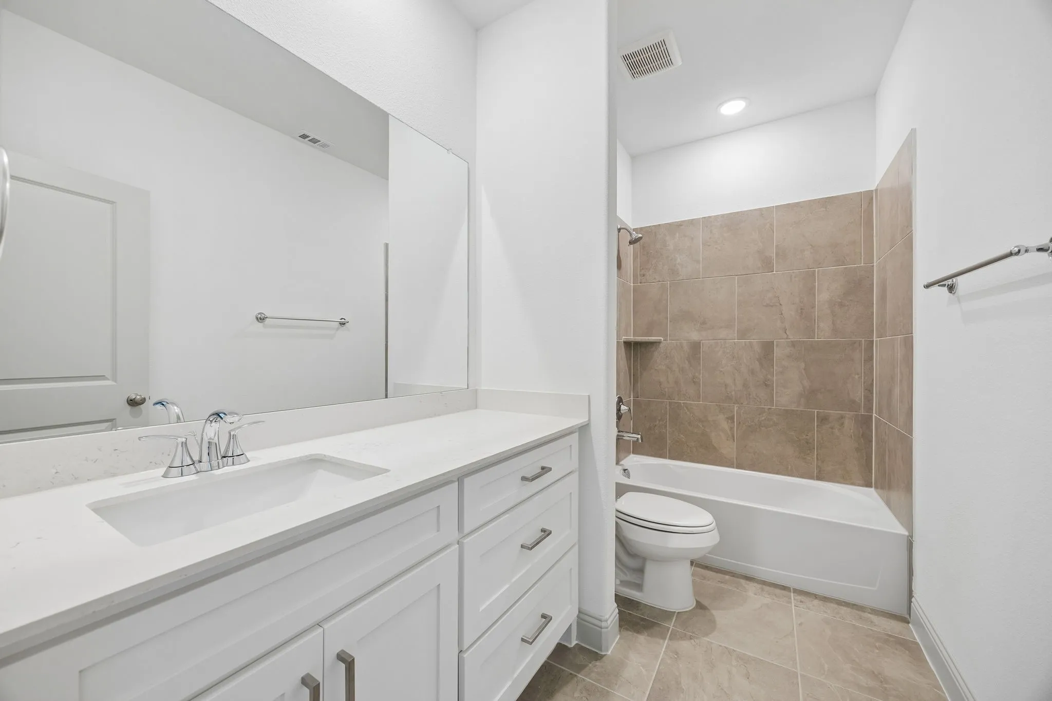 Single Family Residence For Sale in Collin County , 3117 Lucia Way, Princeton, Texas 75407, 4 Bedroom, 3 Bathroom, 2 Garage spaces, 2,253 Sqft, built in 2025, New Construction - Complete, mls#21248358, Real Estate Agent in Princeton, Homes For Sale in Collin county, Homes For Sale in Princeton, Realtor in Princeton Texas, Real Estate Brokerage Independent Realty Texas, Luminita Cordes Realtor