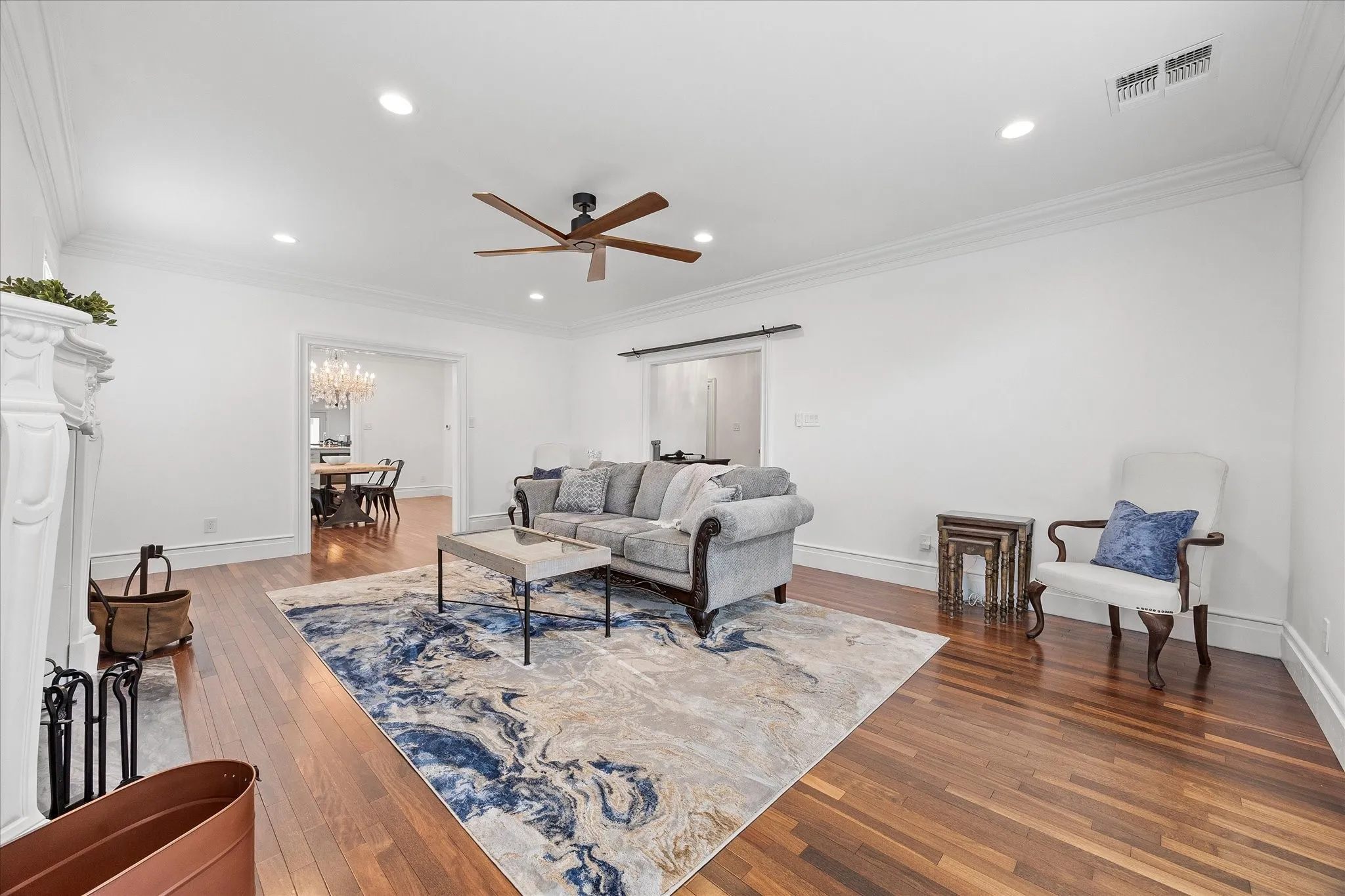 Single Family Residence For Sale in Kaufman County , 726 Griffith Avenue, Terrell, Texas 75160, 4 Bedroom, 4 Bathroom, 2 Garage spaces, 4,137 Sqft, built in 2015, Preowned, mls#21244324, Real Estate Agent in Terrell, Homes For Sale in Kaufman county, Homes For Sale in Terrell, Realtor in Terrell Texas, Real Estate Brokerage Independent Realty Texas, Luminita Cordes Realtor