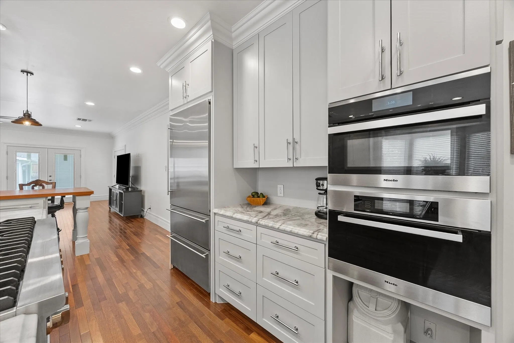 Single Family Residence For Sale in Kaufman County , 726 Griffith Avenue, Terrell, Texas 75160, 4 Bedroom, 4 Bathroom, 2 Garage spaces, 4,137 Sqft, built in 2015, Preowned, mls#21244324, Real Estate Agent in Terrell, Homes For Sale in Kaufman county, Homes For Sale in Terrell, Realtor in Terrell Texas, Real Estate Brokerage Independent Realty Texas, Luminita Cordes Realtor