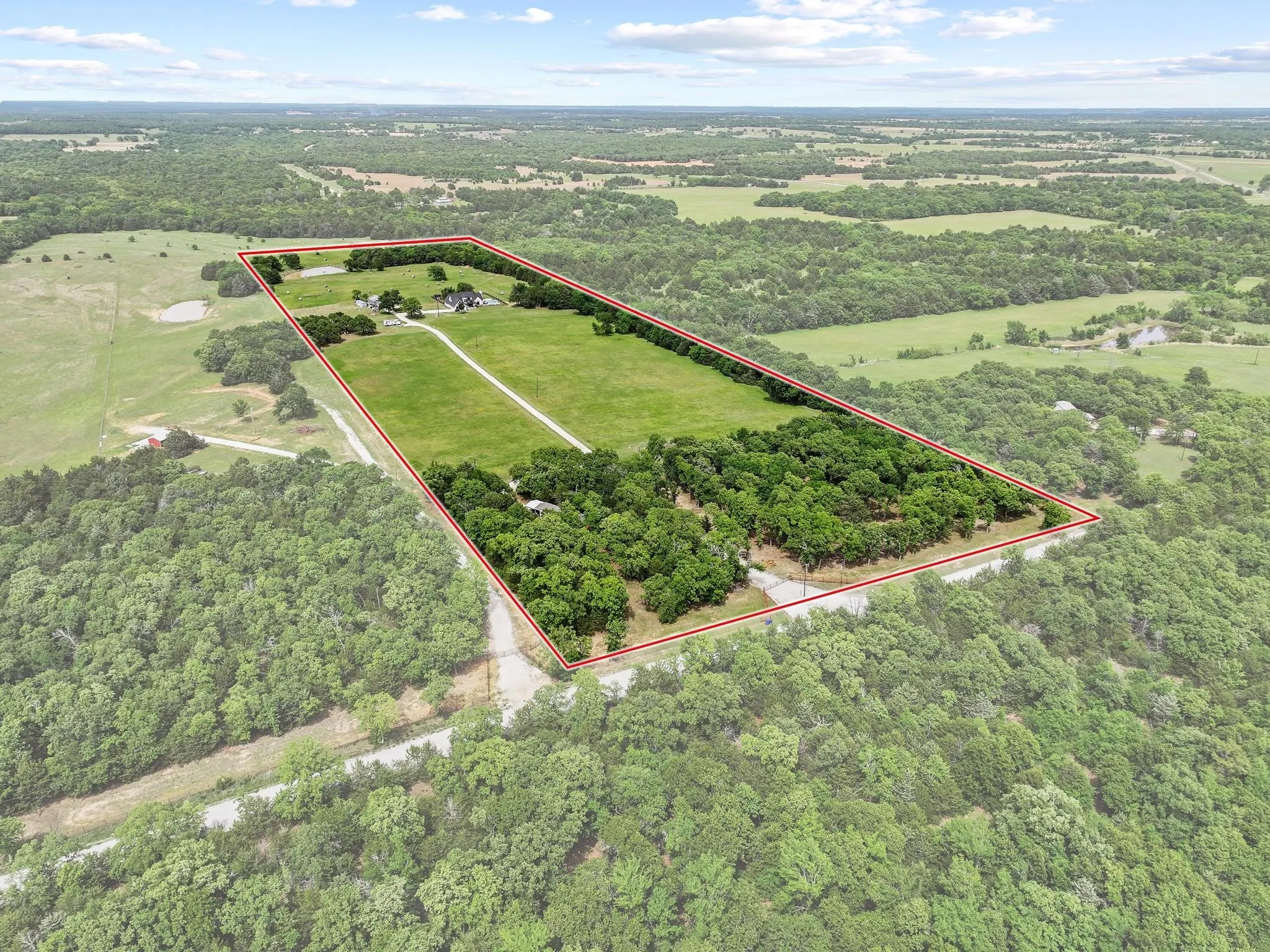 Farm For Sale in Cooke County , 2889 County Road 114, Whitesboro, Texas 76273, 4 Bedrooms, 4 Bathrooms, 2 Garage spaces, 2,858 Sqft, built in 2023, Preowned, Price $1,790,000, mls#21247176, Real Estate Agent in Whitesboro, Homes For Sale in Cooke county, Homes For Sale in Whitesboro, Realtor in Whitesboro Texas, Real Estate Brokerage Independent Realty Texas, Luminita Cordes Realtor