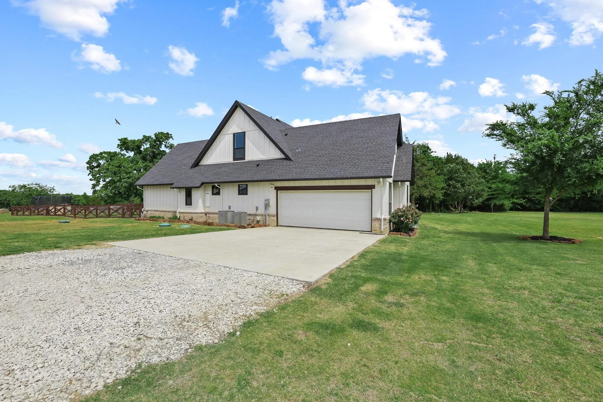 Farm For Sale in Cooke County , 2889 County Road 114, Whitesboro, Texas 76273, 4 Bedrooms, 4 Bathrooms, 2 Garage spaces, 2,858 Sqft, built in 2023, Preowned, Price $1,790,000, mls#21247176, Real Estate Agent in Whitesboro, Homes For Sale in Cooke county, Homes For Sale in Whitesboro, Realtor in Whitesboro Texas, Real Estate Brokerage Independent Realty Texas, Luminita Cordes Realtor