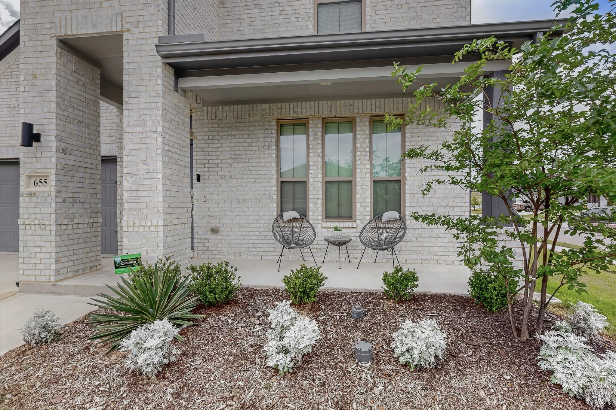 Single Family Residence For Sale in Ellis County , 655 Southern Hills Drive, Red Oak, Texas 75154, 4 Bedroom, 3 Bathroom, 2 Garage spaces, 2,444 Sqft, built in 2024, Preowned, Price $409,900, mls#21244210, Real Estate Agent in Red Oak, Homes For Sale in Ellis county, Homes For Sale in Red Oak, Realtor in Red Oak Texas, Real Estate Brokerage Independent Realty Texas, Luminita Cordes Realtor