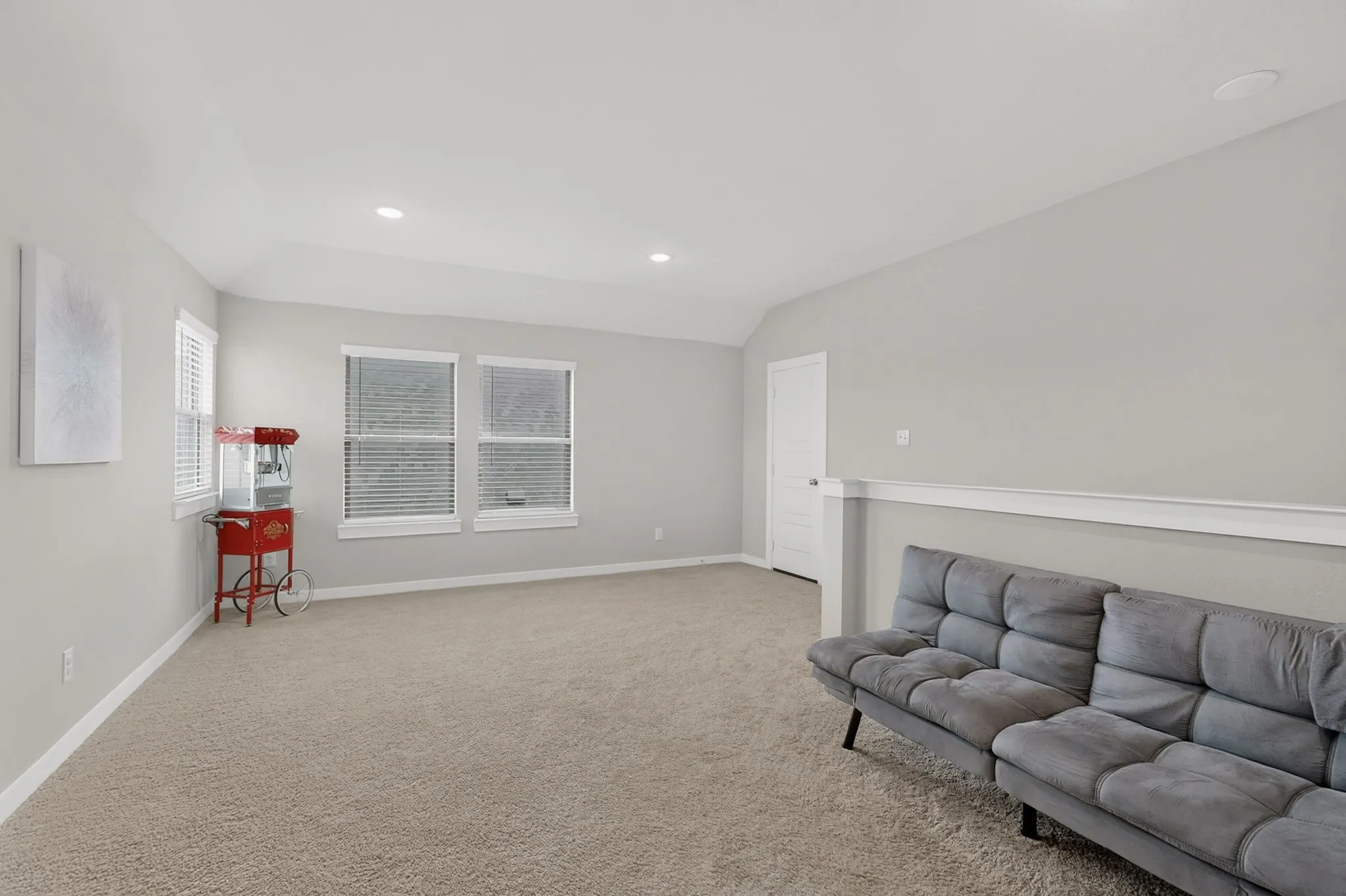 Single Family Residence For Sale in Ellis County , 655 Southern Hills Drive, Red Oak, Texas 75154, 4 Bedroom, 3 Bathroom, 2 Garage spaces, 2,444 Sqft, built in 2024, Preowned, Price $409,900, mls#21244210, Real Estate Agent in Red Oak, Homes For Sale in Ellis county, Homes For Sale in Red Oak, Realtor in Red Oak Texas, Real Estate Brokerage Independent Realty Texas, Luminita Cordes Realtor