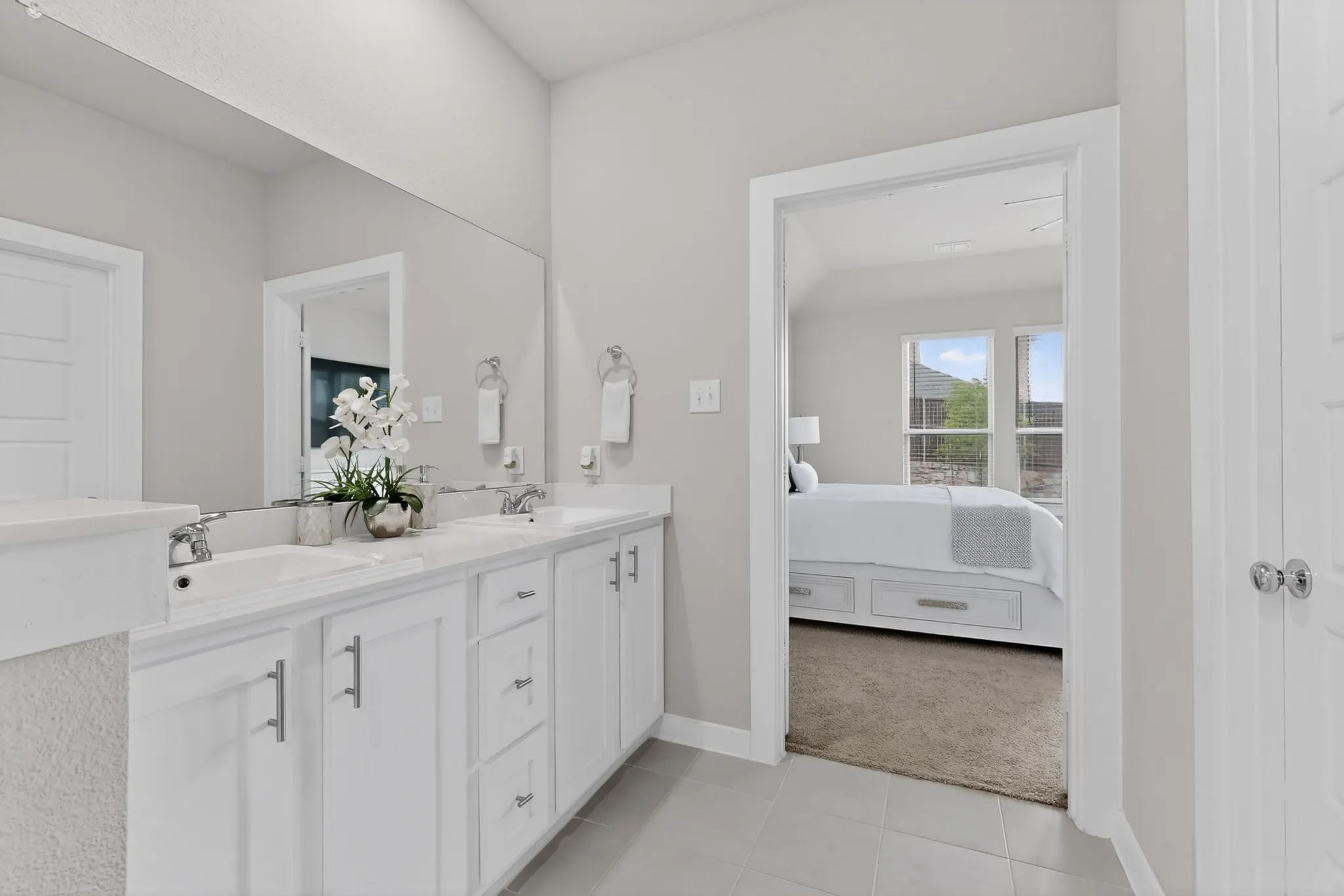 Single Family Residence For Sale in Ellis County , 655 Southern Hills Drive, Red Oak, Texas 75154, 4 Bedroom, 3 Bathroom, 2 Garage spaces, 2,444 Sqft, built in 2024, Preowned, Price $409,900, mls#21244210, Real Estate Agent in Red Oak, Homes For Sale in Ellis county, Homes For Sale in Red Oak, Realtor in Red Oak Texas, Real Estate Brokerage Independent Realty Texas, Luminita Cordes Realtor