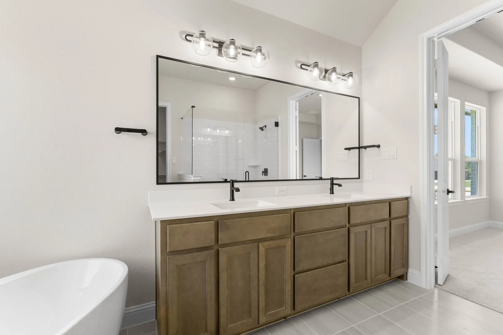 DFW-Mockingbird Hills-Concept 2862-26 Old Crow Road- Primary Suite -Risewell Homes-4