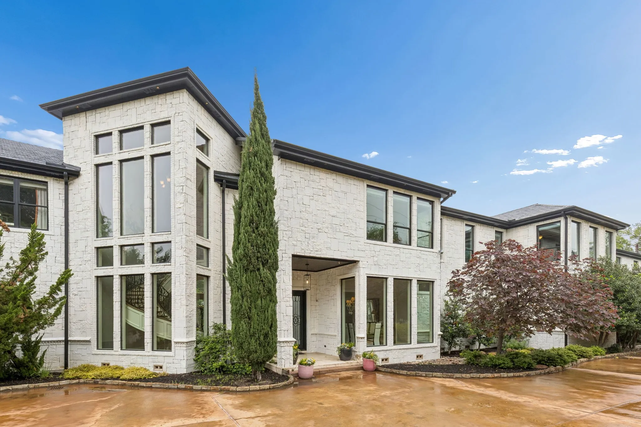 Single Family Residence For Sale in Dallas County , 4511 Watauga Road, Dallas, Texas 75209, 6 Bedrooms, 9 Bathrooms, 4 Garage spaces, 14,131 Sqft, built in 2005, Price $6,495,000, mls#21245274, Real Estate Agent in Dallas, Homes For Sale in Dallas county, Homes For Sale in Dallas, Realtor in Dallas Texas, Real Estate Brokerage Independent Realty Texas, Luminita Cordes Realtor