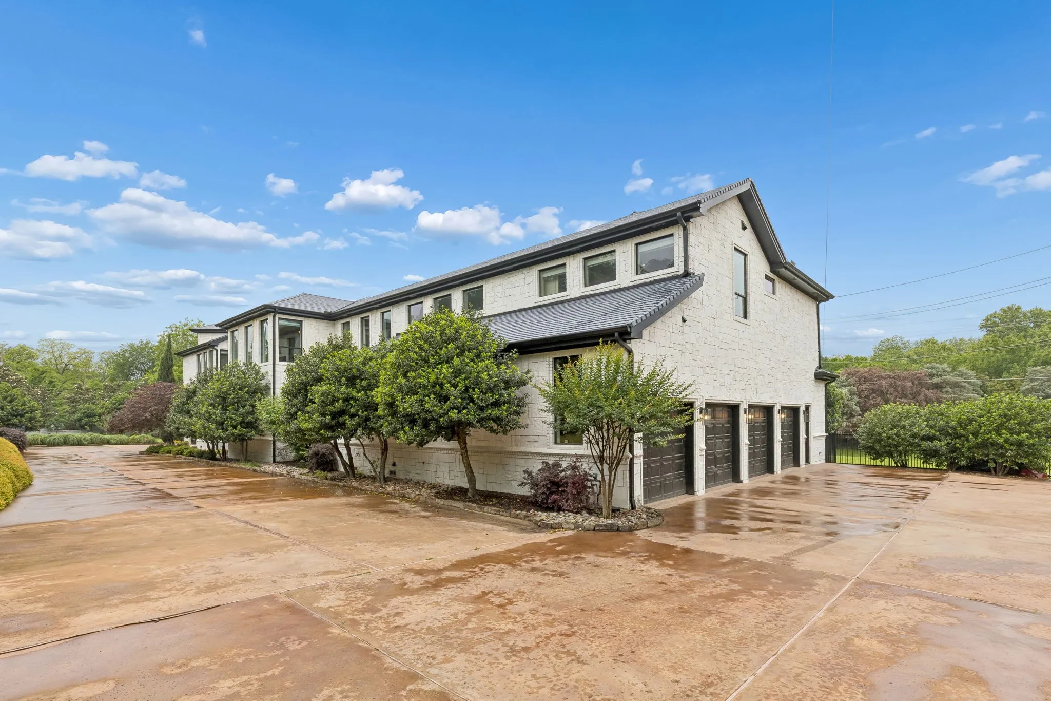 Single Family Residence For Sale in Dallas County , 4511 Watauga Road, Dallas, Texas 75209, 6 Bedrooms, 9 Bathrooms, 4 Garage spaces, 14,131 Sqft, built in 2005, Price $6,495,000, mls#21245274, Real Estate Agent in Dallas, Homes For Sale in Dallas county, Homes For Sale in Dallas, Realtor in Dallas Texas, Real Estate Brokerage Independent Realty Texas, Luminita Cordes Realtor