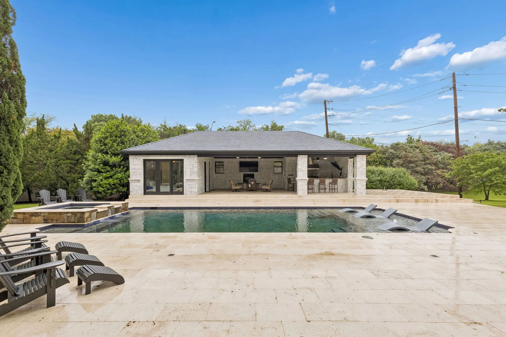 Single Family Residence For Sale in Dallas County , 4511 Watauga Road, Dallas, Texas 75209, 6 Bedrooms, 9 Bathrooms, 4 Garage spaces, 14,131 Sqft, built in 2005, Price $6,495,000, mls#21245274, Real Estate Agent in Dallas, Homes For Sale in Dallas county, Homes For Sale in Dallas, Realtor in Dallas Texas, Real Estate Brokerage Independent Realty Texas, Luminita Cordes Realtor
