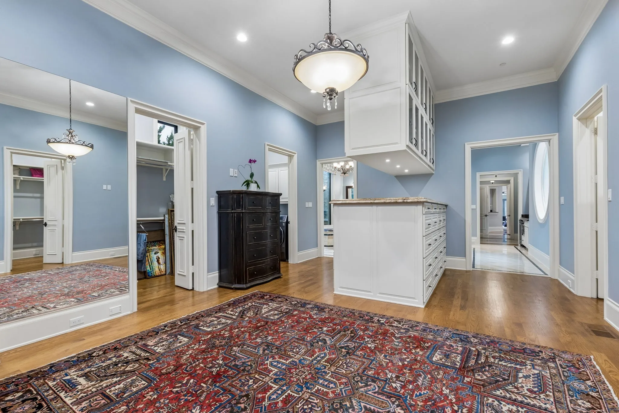 Single Family Residence For Sale in Dallas County , 4511 Watauga Road, Dallas, Texas 75209, 6 Bedrooms, 9 Bathrooms, 4 Garage spaces, 14,131 Sqft, built in 2005, Price $6,495,000, mls#21245274, Real Estate Agent in Dallas, Homes For Sale in Dallas county, Homes For Sale in Dallas, Realtor in Dallas Texas, Real Estate Brokerage Independent Realty Texas, Luminita Cordes Realtor