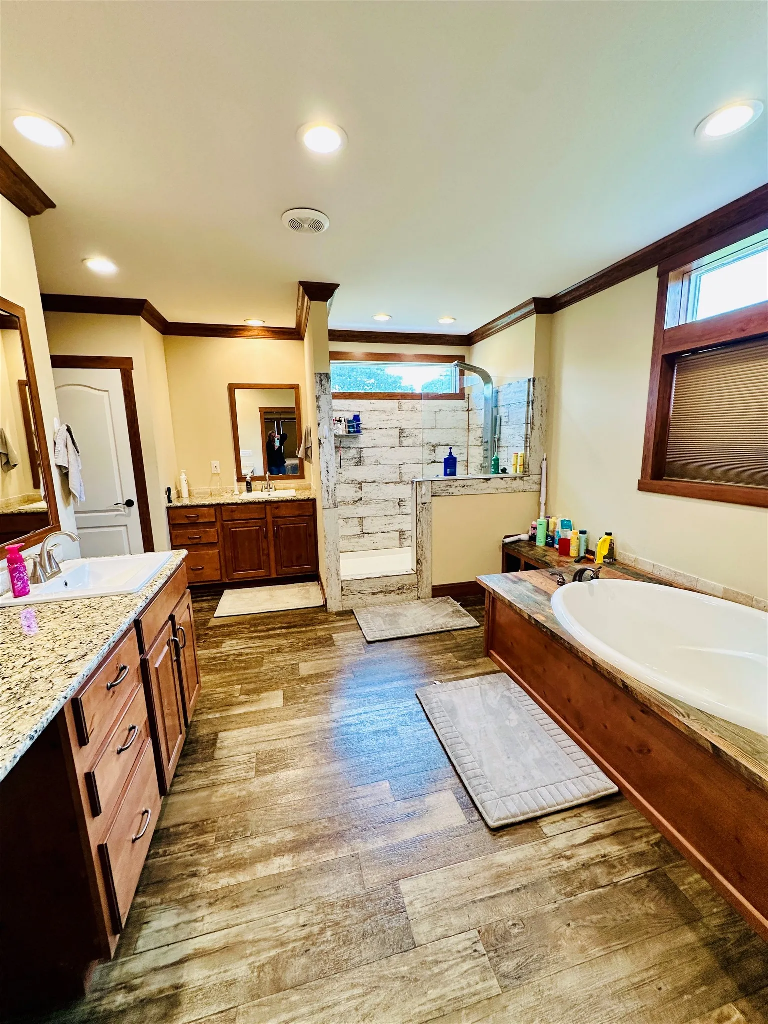 Mobile Home For Sale in Eastland County , 251 County Road 225, Rising Star, Texas 76471, 3 Bedroom, 2 Bathroom, 3 Garage spaces, 2,040 Sqft, built in 2021, Preowned, mls#21247192, Real Estate Agent in Rising Star, Homes For Sale in Eastland county, Homes For Sale in Rising Star, Realtor in Rising Star Texas, Real Estate Brokerage Independent Realty Texas, Luminita Cordes Realtor