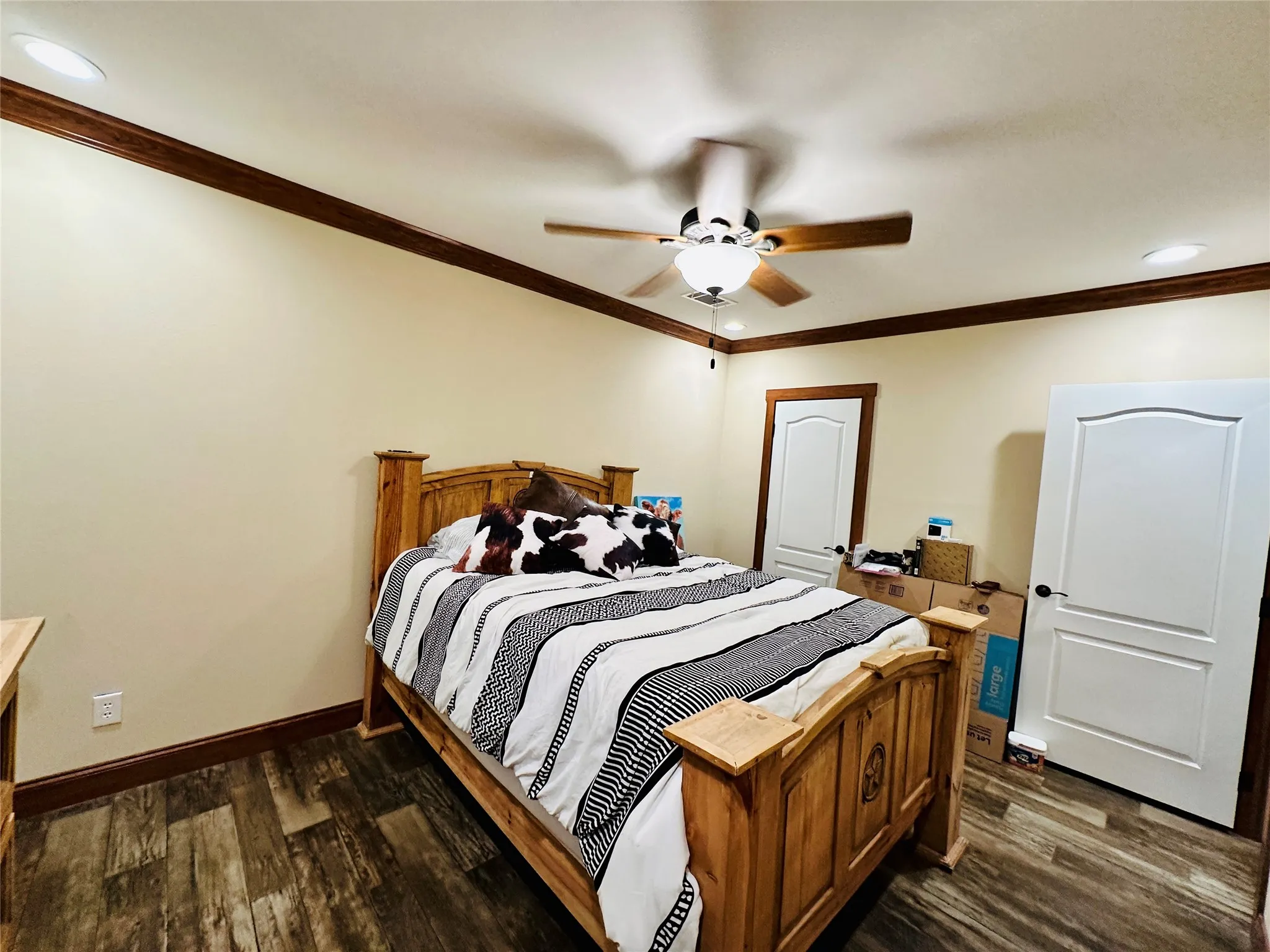 Mobile Home For Sale in Eastland County , 251 County Road 225, Rising Star, Texas 76471, 3 Bedroom, 2 Bathroom, 3 Garage spaces, 2,040 Sqft, built in 2021, Preowned, mls#21247192, Real Estate Agent in Rising Star, Homes For Sale in Eastland county, Homes For Sale in Rising Star, Realtor in Rising Star Texas, Real Estate Brokerage Independent Realty Texas, Luminita Cordes Realtor