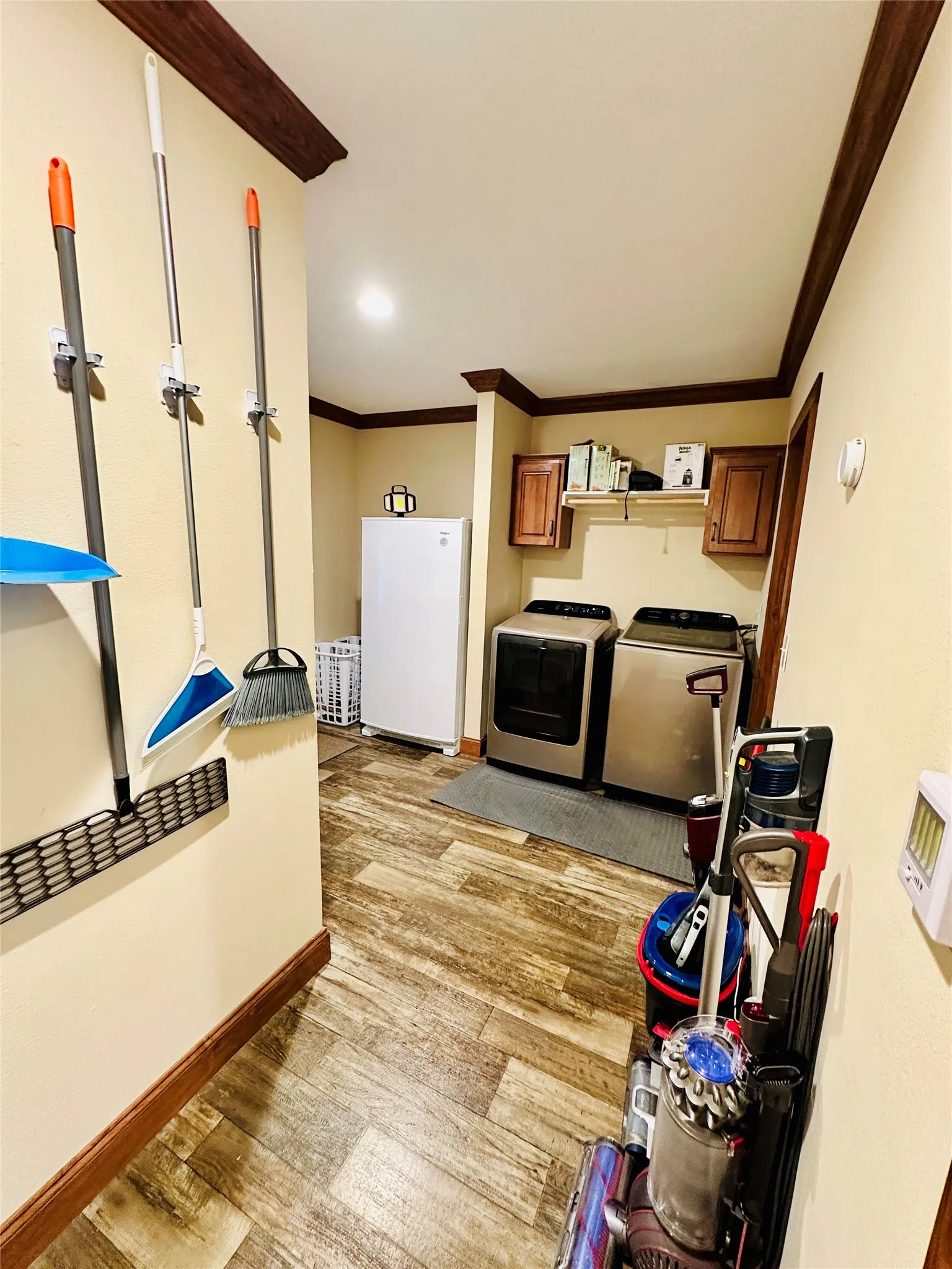 Mobile Home For Sale in Eastland County , 251 County Road 225, Rising Star, Texas 76471, 3 Bedroom, 2 Bathroom, 3 Garage spaces, 2,040 Sqft, built in 2021, Preowned, mls#21247192, Real Estate Agent in Rising Star, Homes For Sale in Eastland county, Homes For Sale in Rising Star, Realtor in Rising Star Texas, Real Estate Brokerage Independent Realty Texas, Luminita Cordes Realtor