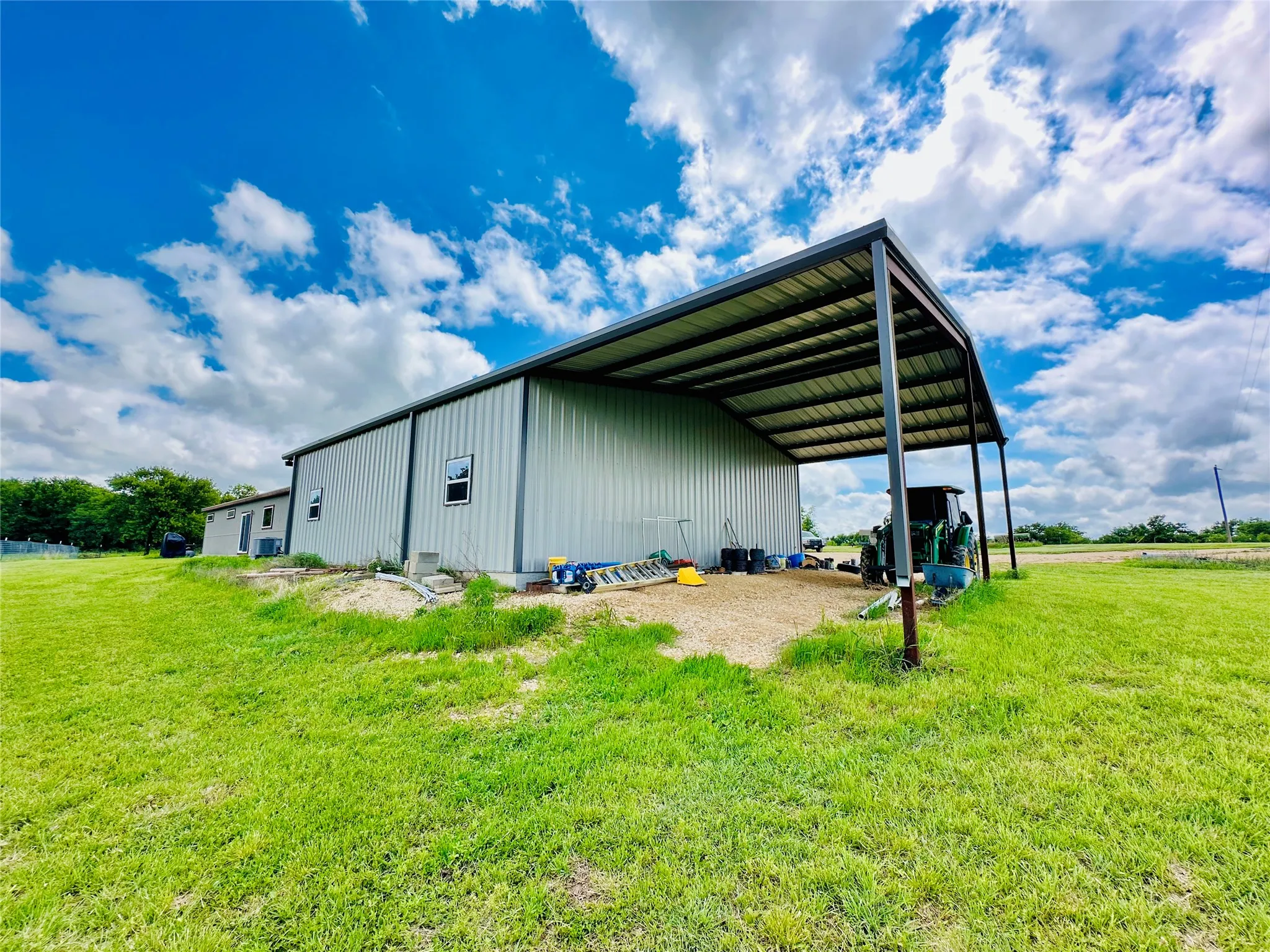 Mobile Home For Sale in Eastland County , 251 County Road 225, Rising Star, Texas 76471, 3 Bedroom, 2 Bathroom, 3 Garage spaces, 2,040 Sqft, built in 2021, Preowned, mls#21247192, Real Estate Agent in Rising Star, Homes For Sale in Eastland county, Homes For Sale in Rising Star, Realtor in Rising Star Texas, Real Estate Brokerage Independent Realty Texas, Luminita Cordes Realtor