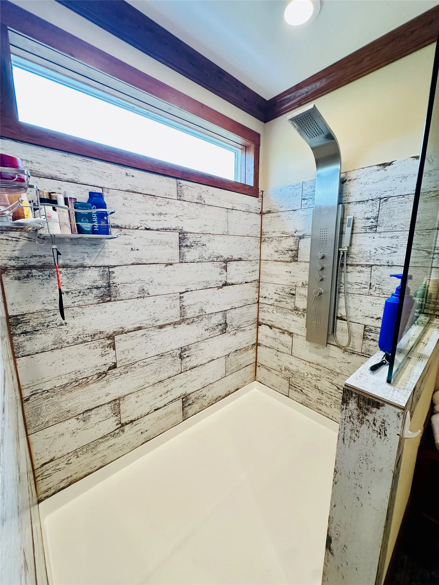 Mobile Home For Sale in Eastland County , 251 County Road 225, Rising Star, Texas 76471, 3 Bedroom, 2 Bathroom, 3 Garage spaces, 2,040 Sqft, built in 2021, Preowned, mls#21247192, Real Estate Agent in Rising Star, Homes For Sale in Eastland county, Homes For Sale in Rising Star, Realtor in Rising Star Texas, Real Estate Brokerage Independent Realty Texas, Luminita Cordes Realtor