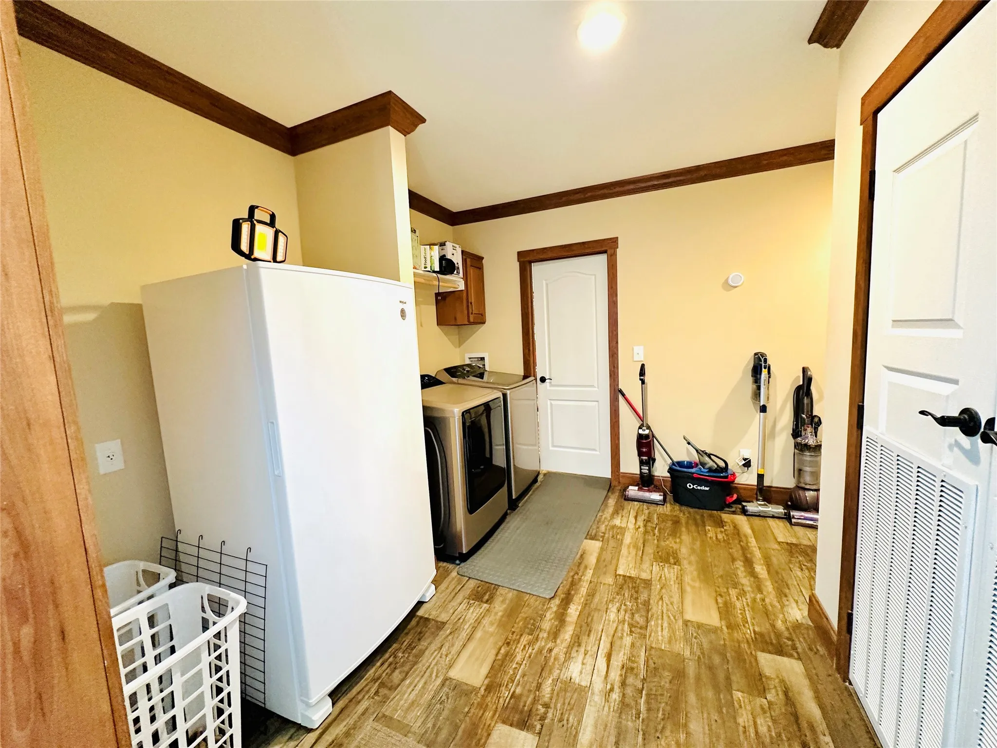 Mobile Home For Sale in Eastland County , 251 County Road 225, Rising Star, Texas 76471, 3 Bedroom, 2 Bathroom, 3 Garage spaces, 2,040 Sqft, built in 2021, Preowned, mls#21247192, Real Estate Agent in Rising Star, Homes For Sale in Eastland county, Homes For Sale in Rising Star, Realtor in Rising Star Texas, Real Estate Brokerage Independent Realty Texas, Luminita Cordes Realtor