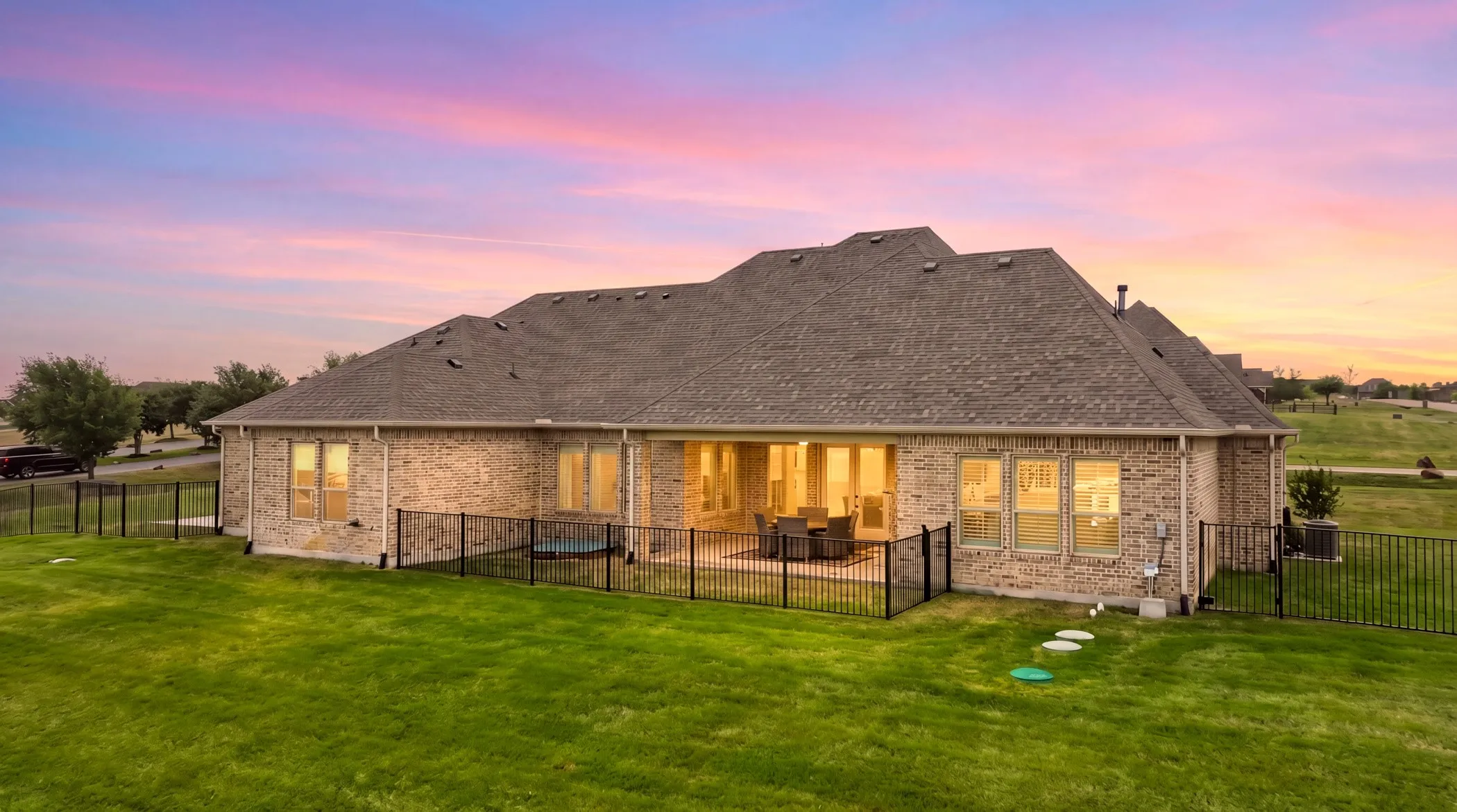 Single Family Residence For Sale in Parker County , 108 Bearclaw Circle, Aledo, Texas 76008, 5 Bedroom, 3 Bathroom, 3 Garage spaces, 3,405 Sqft, built in 2018, Preowned, mls#21231708, Real Estate Agent in Aledo, Homes For Sale in Parker county, Homes For Sale in Aledo, Realtor in Aledo Texas, Real Estate Brokerage Independent Realty Texas, Luminita Cordes Realtor